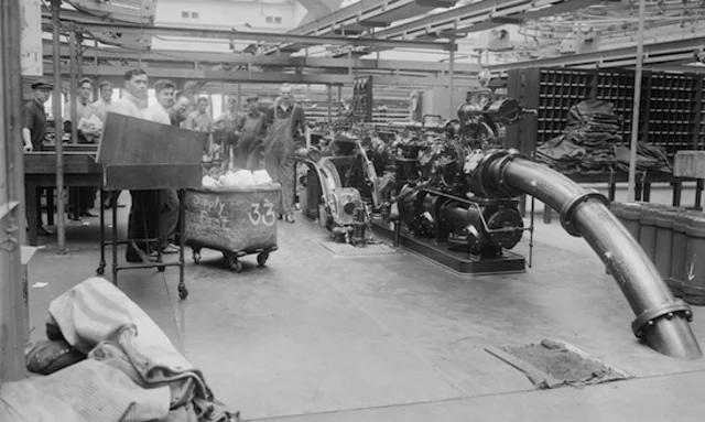 New York post office with pneumatic tube circa 1914 (Source: Library of Congress)
