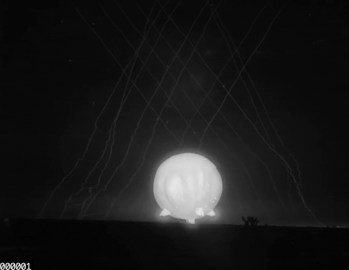 Blow Up Your House With the Prettiest Nuclear Bomb Simulator — Paleofuture Blow Up Your House With the Prettiest Nuclear Bomb Simulator — Paleofuture
