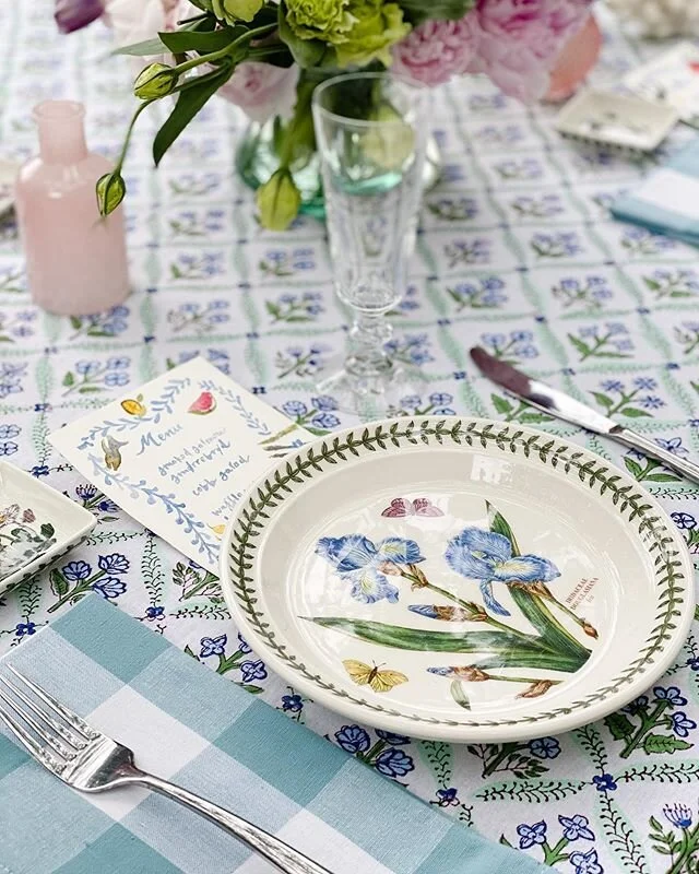 We had a small joint Mother&rsquo;s and Father&rsquo;s Day summer brunch, delayed for obvious reasons! 🌿👒
The Portmeirion Botanical Garden was a favorite of my grandma&rsquo;s and celebrates all that is in season now - exampled by a glorious delphi