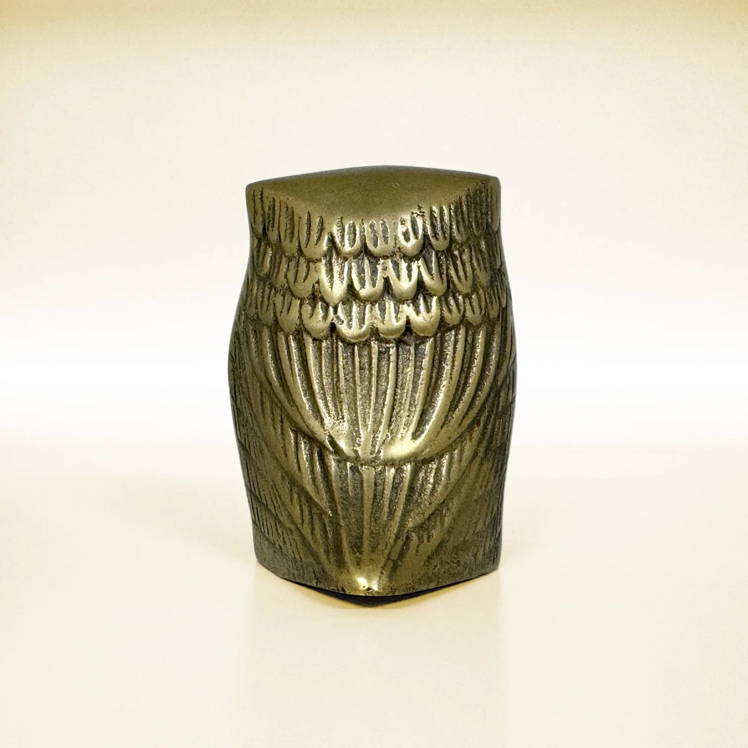 IMG_5802 Brass owl figurine or paperweight Back.jpg