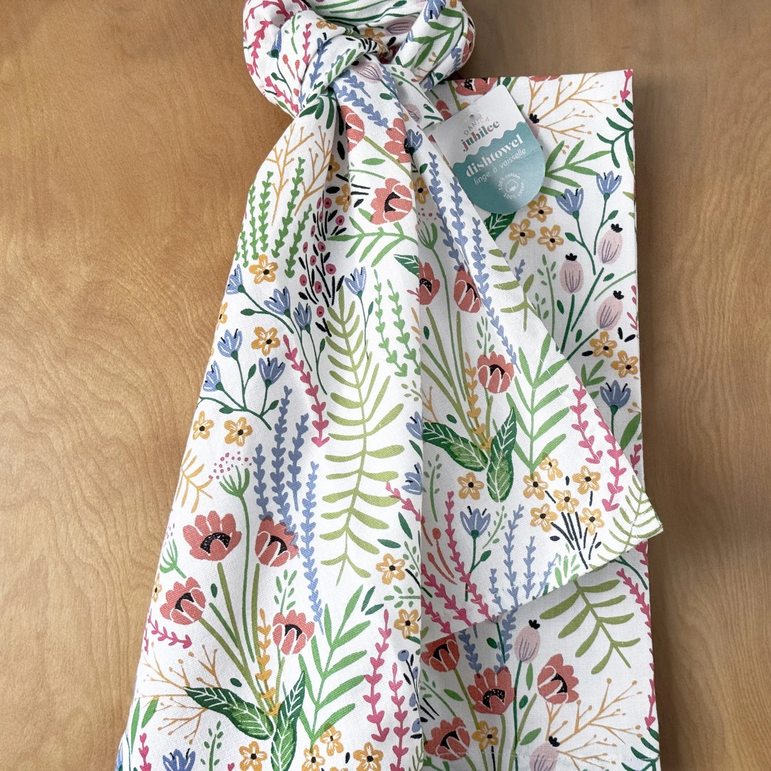 IMG_5072 Bouquet Dishtowel - Danica Jubilee.jpg