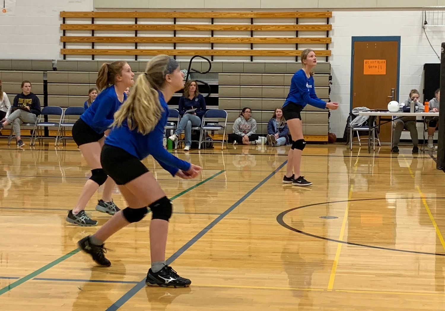 Middle-School-Volleyball.jpg