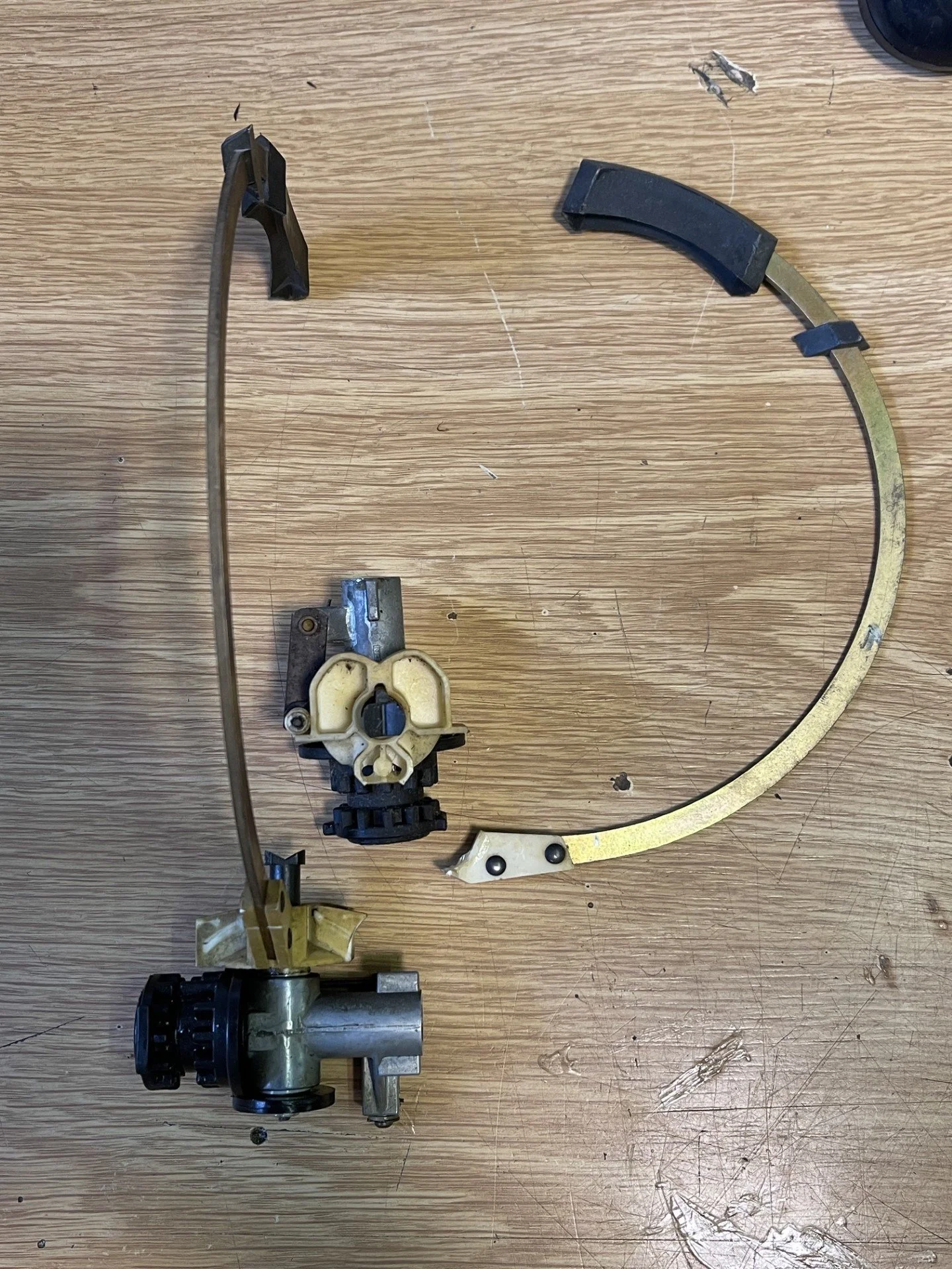 Rowe Ami Vinyl (1100 Mech) Gripper Arms