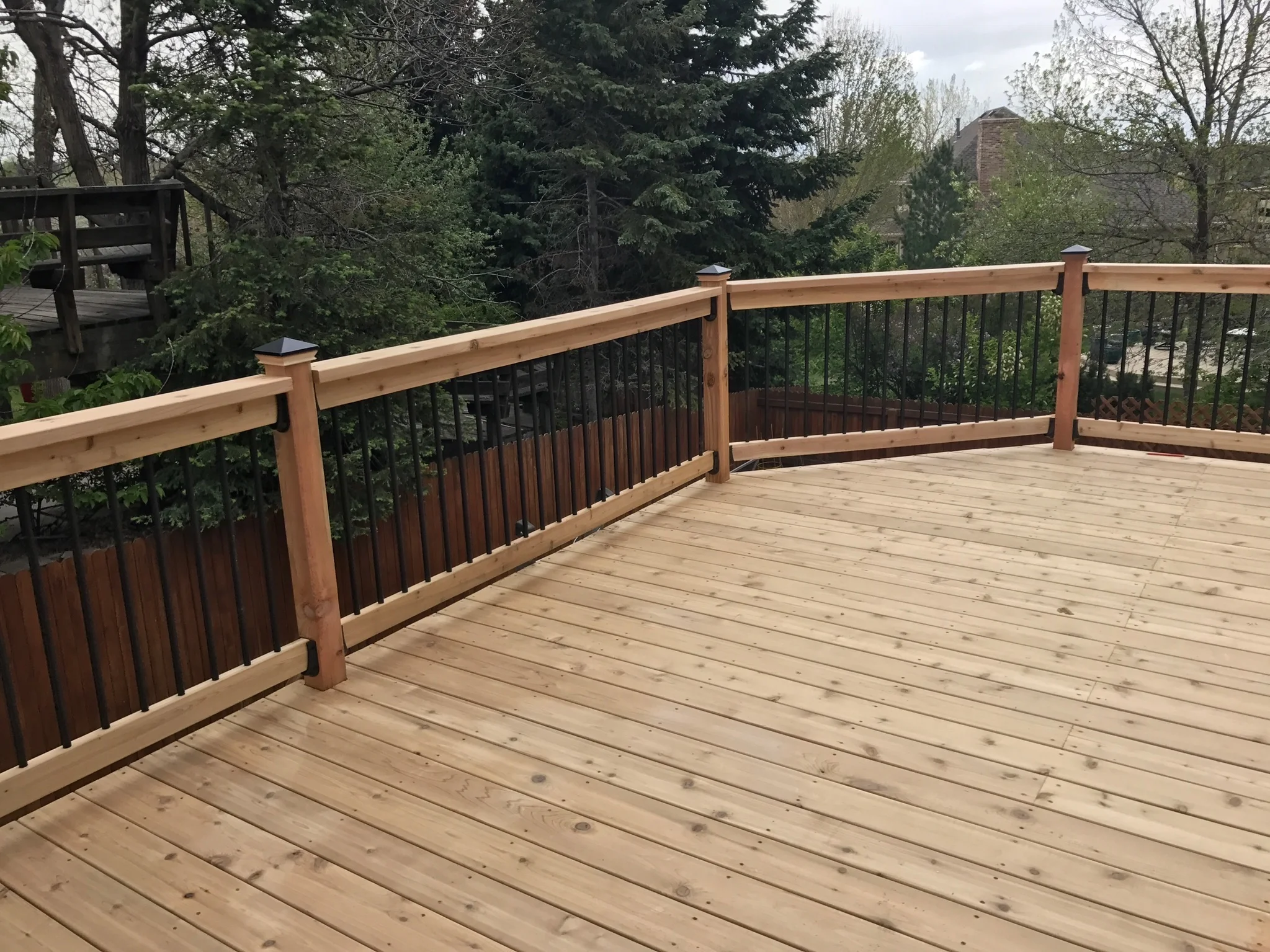beautiful railing - denver deck builders.jpg