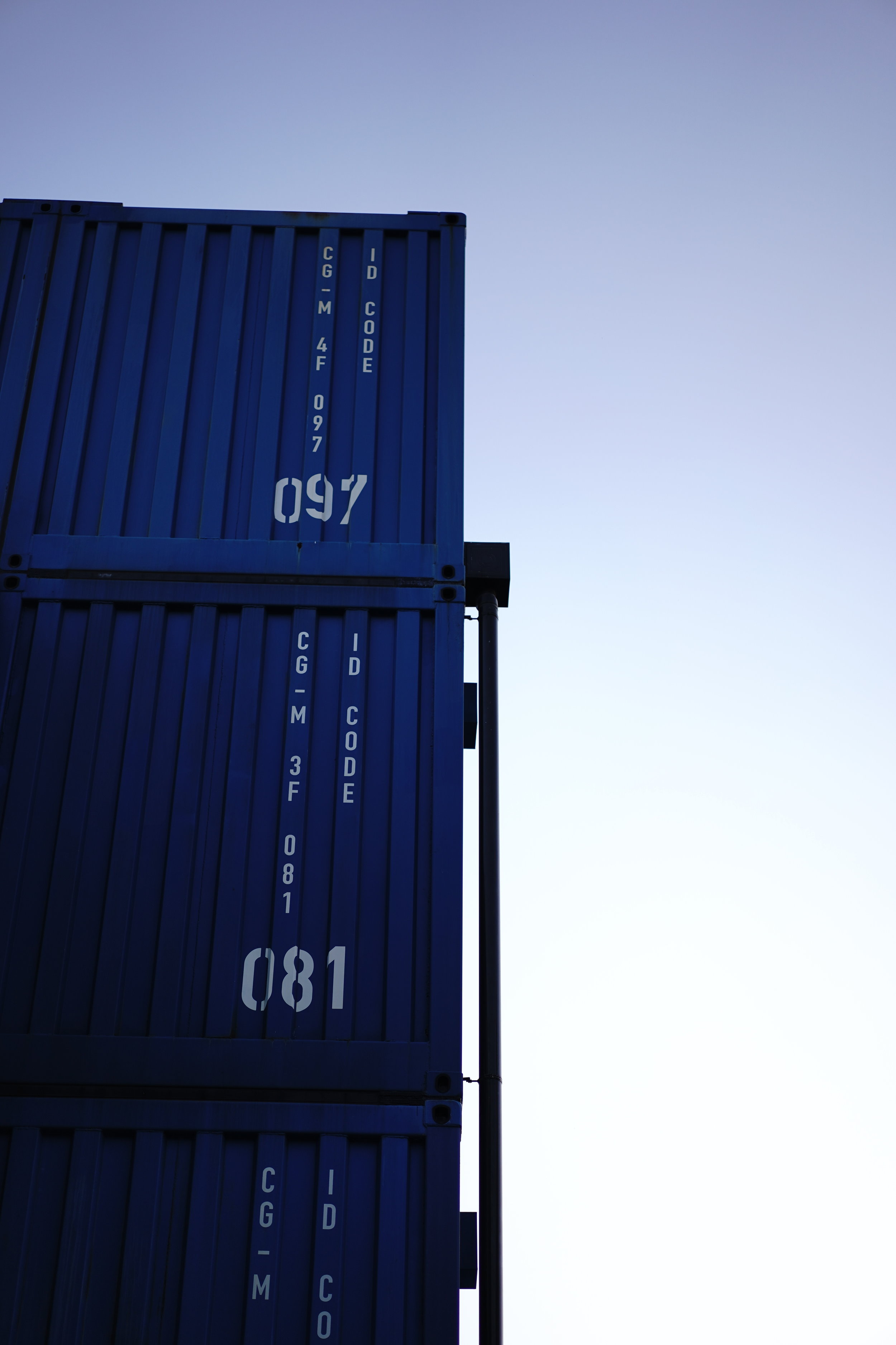 What size self-storage in E14 do I need?