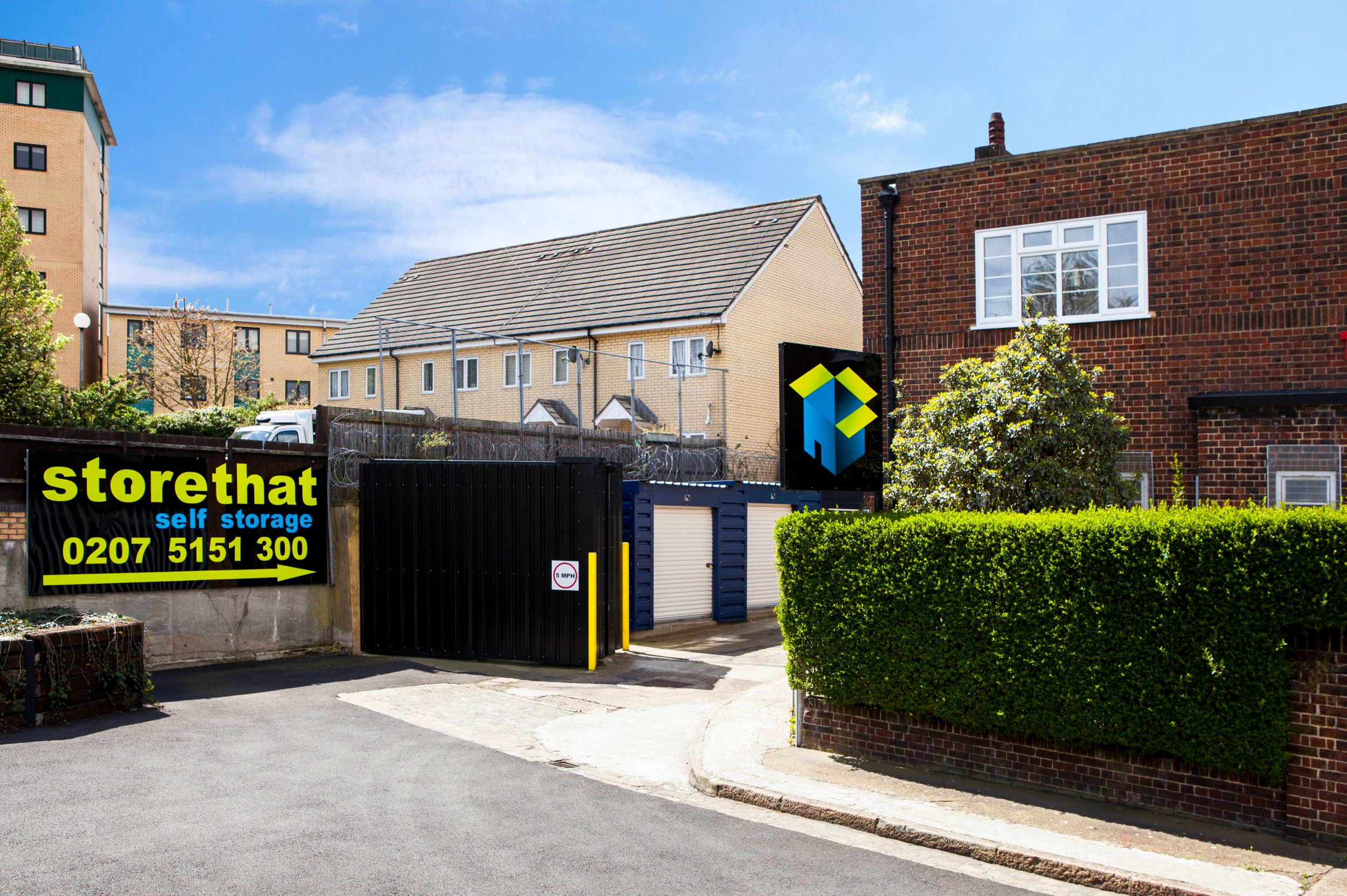 Secure Self-storage in E14 for Valued Possessions