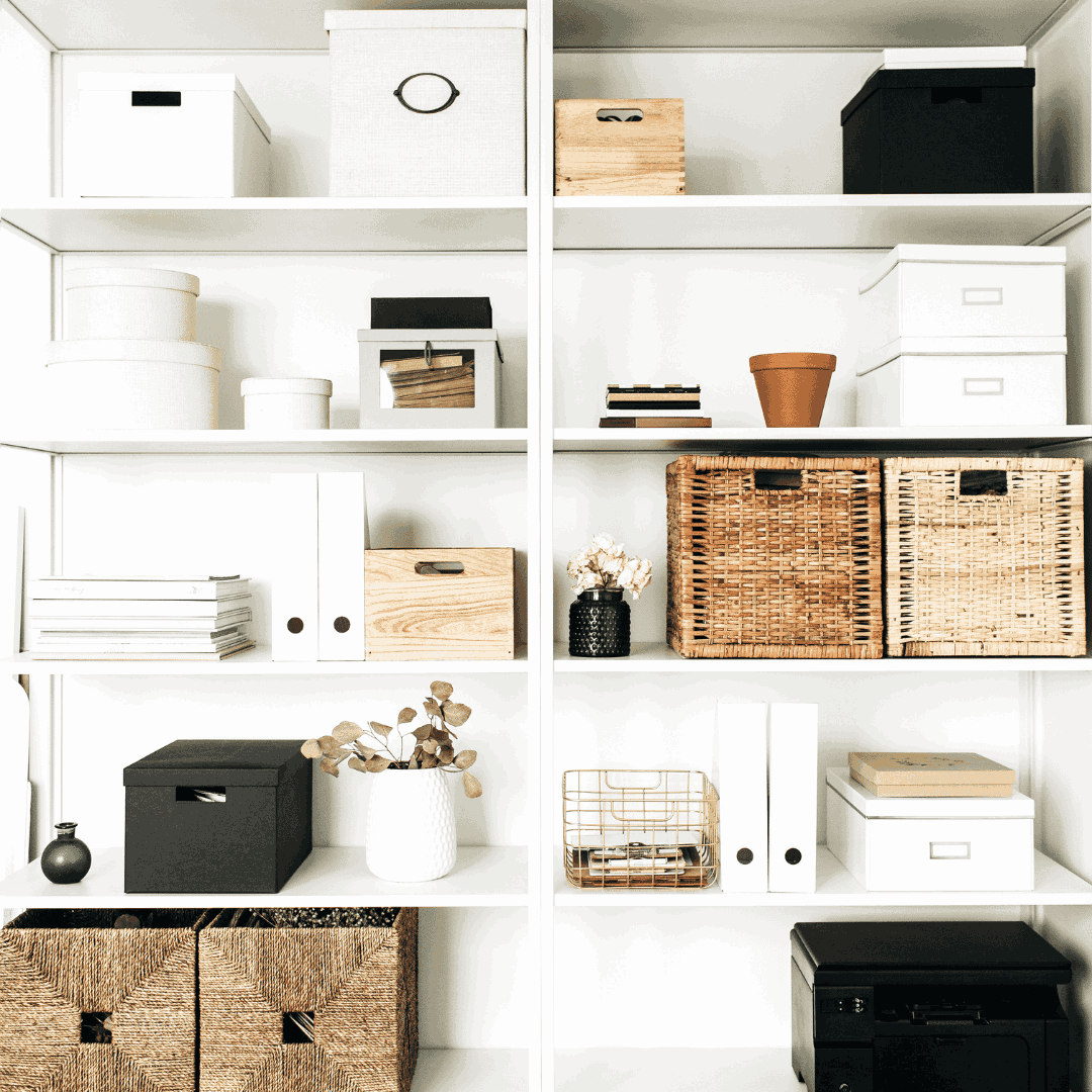 Top Tips for Clearing Your Self-Storage Container