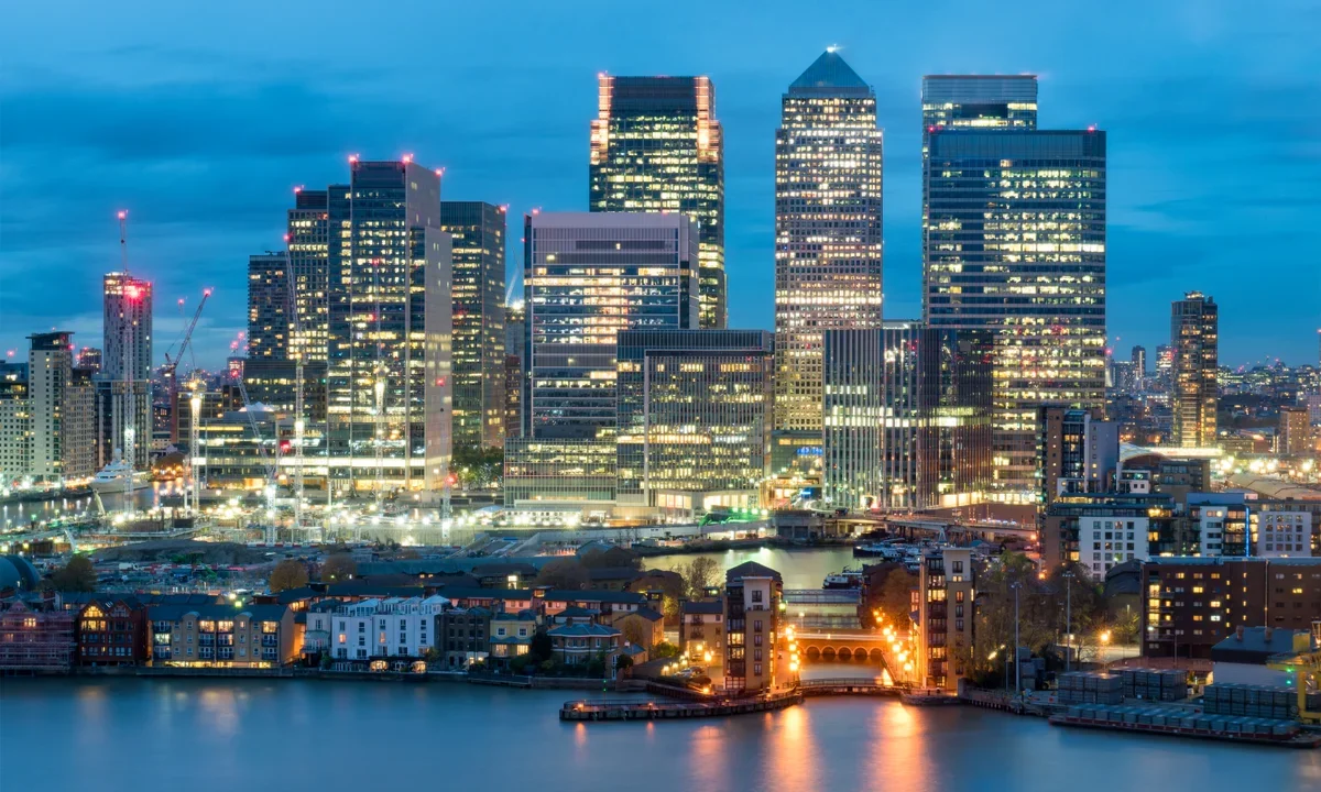 Moving to Canary Wharf? Here's How Self Storage Can Help