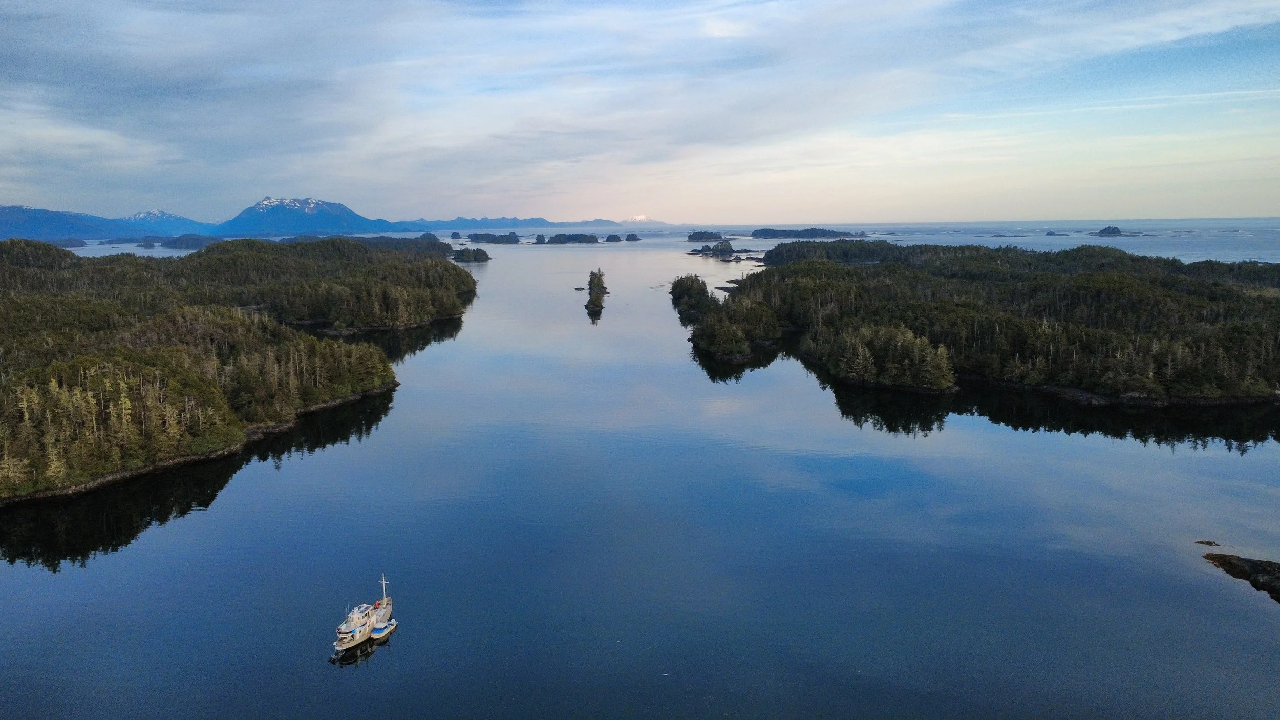 eqx ecl ring islands mountains.jpg