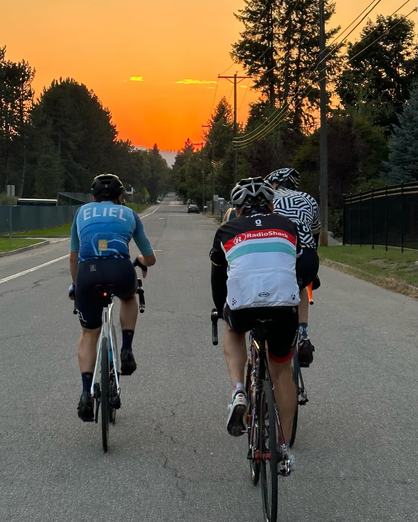 Thursday (9/21) at 5:30pm. The LAST Thursday ride for 2023. 

Friday (9/22) at 7:30am. The LAST coffee ride for 2023. 

Tuesday (9/26) at 5:30pm. The LAST Tuesday ride for 2023. 

We will continue to ride Saturdays until the weather gets poor. ✌️