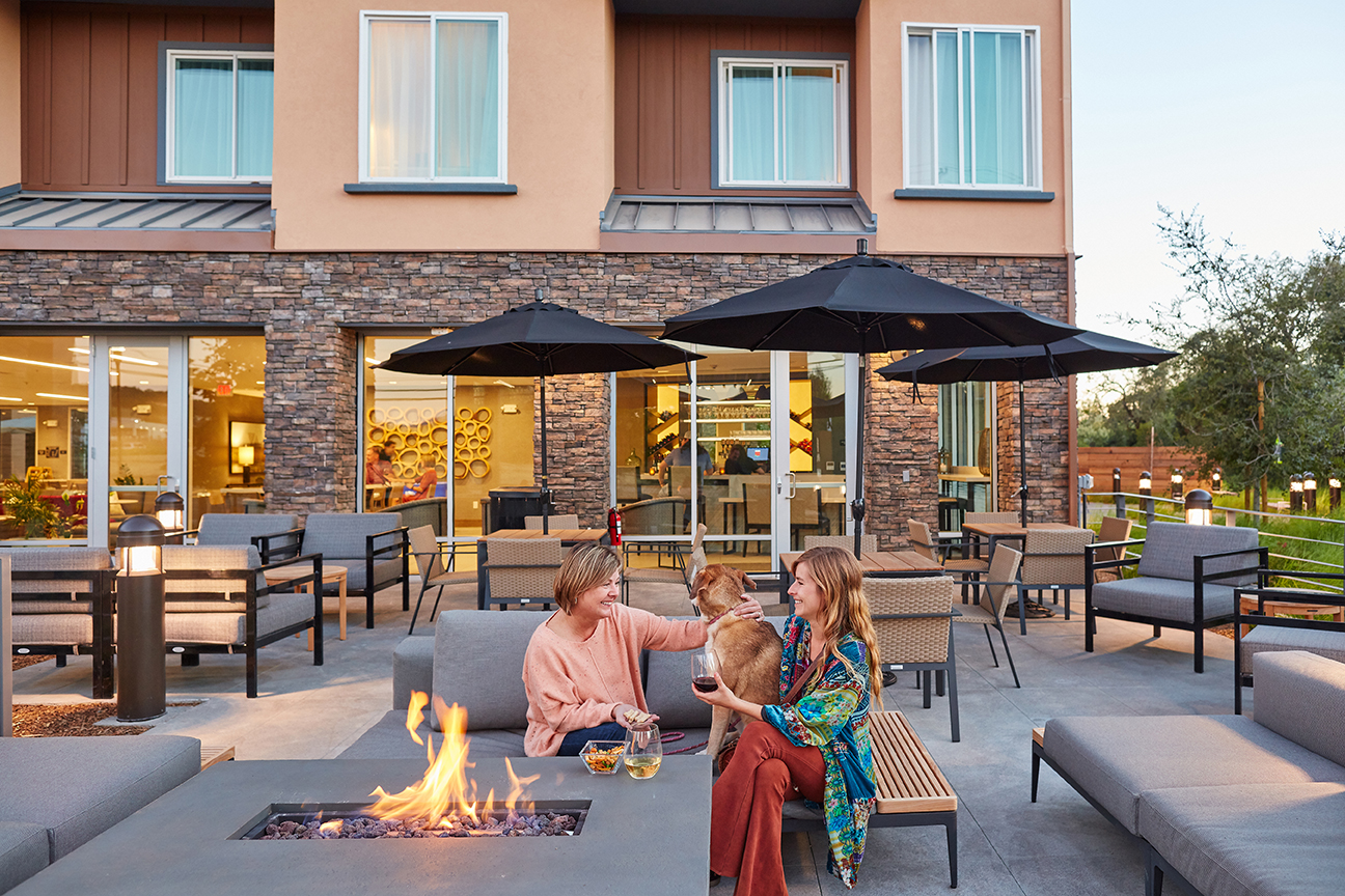 PIC-4 - Bar-Patio-Side-Area.jpg