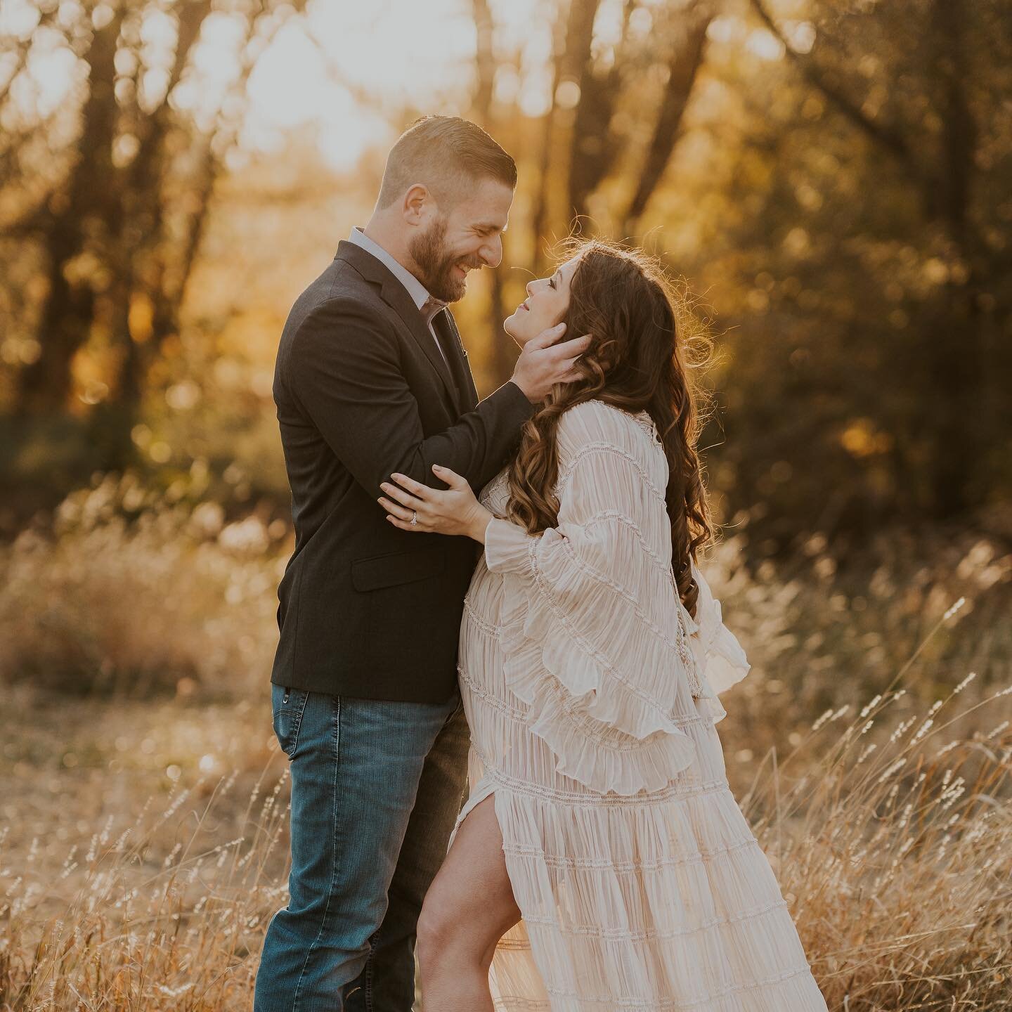 It was 30 something degrees with a wild wind chill, and gusts that would make you wanna tuck your tail and go right back inside! But this mama braved the cold for the most gorgeous golden hour photos. You&rsquo;d never know we were freezing! Her dres