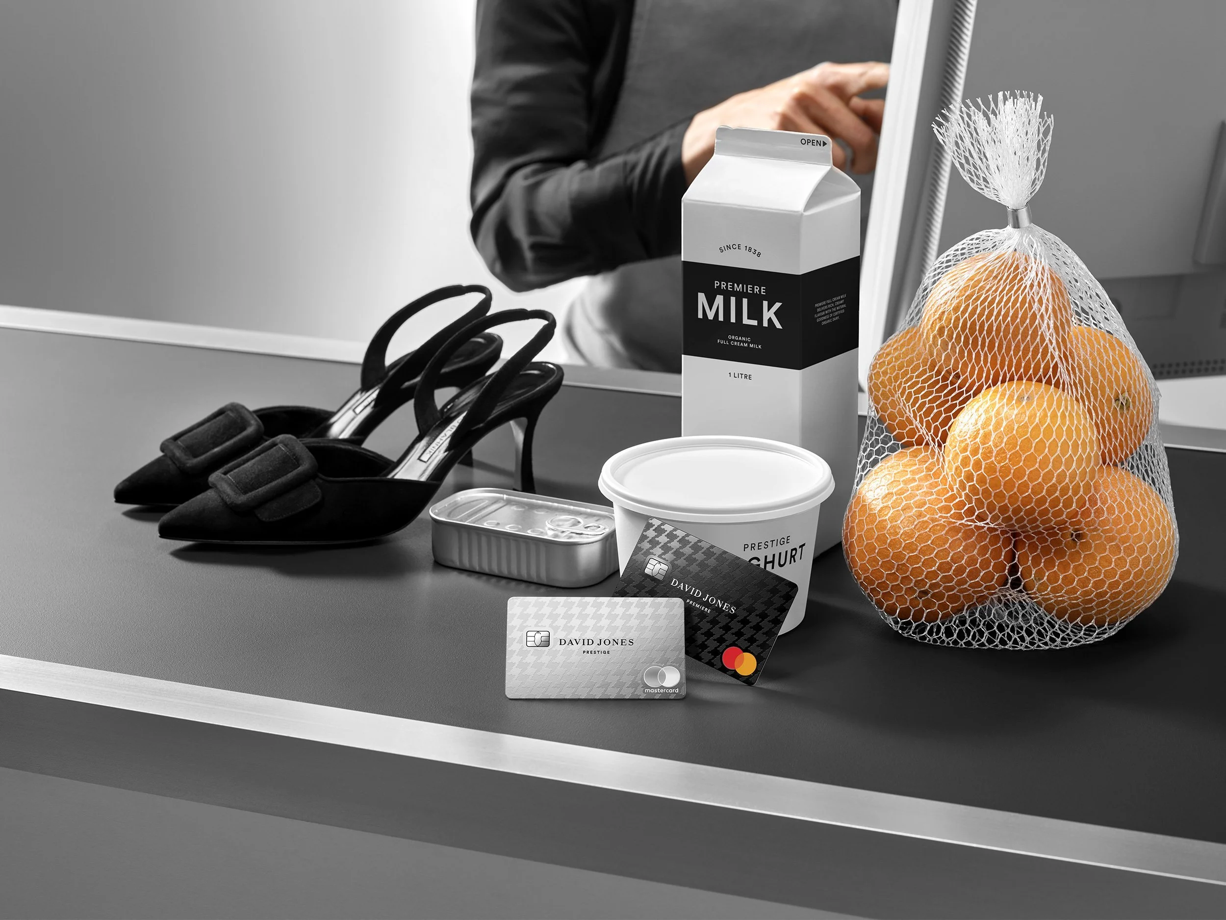 ISAMU-SAWA-David-Jones_Credit-Cards_SUPERMARKET.jpg