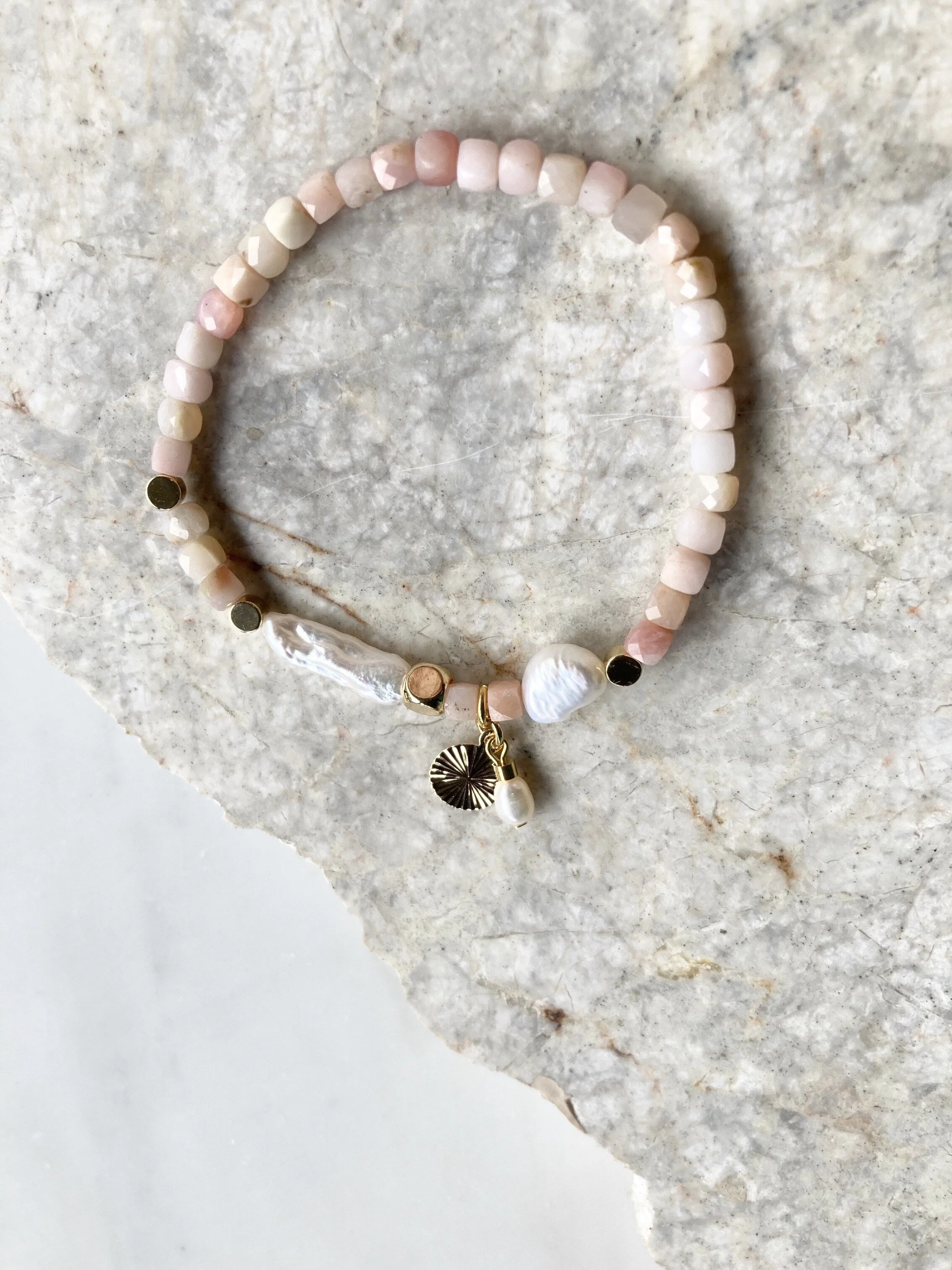 Collective bracelet for women