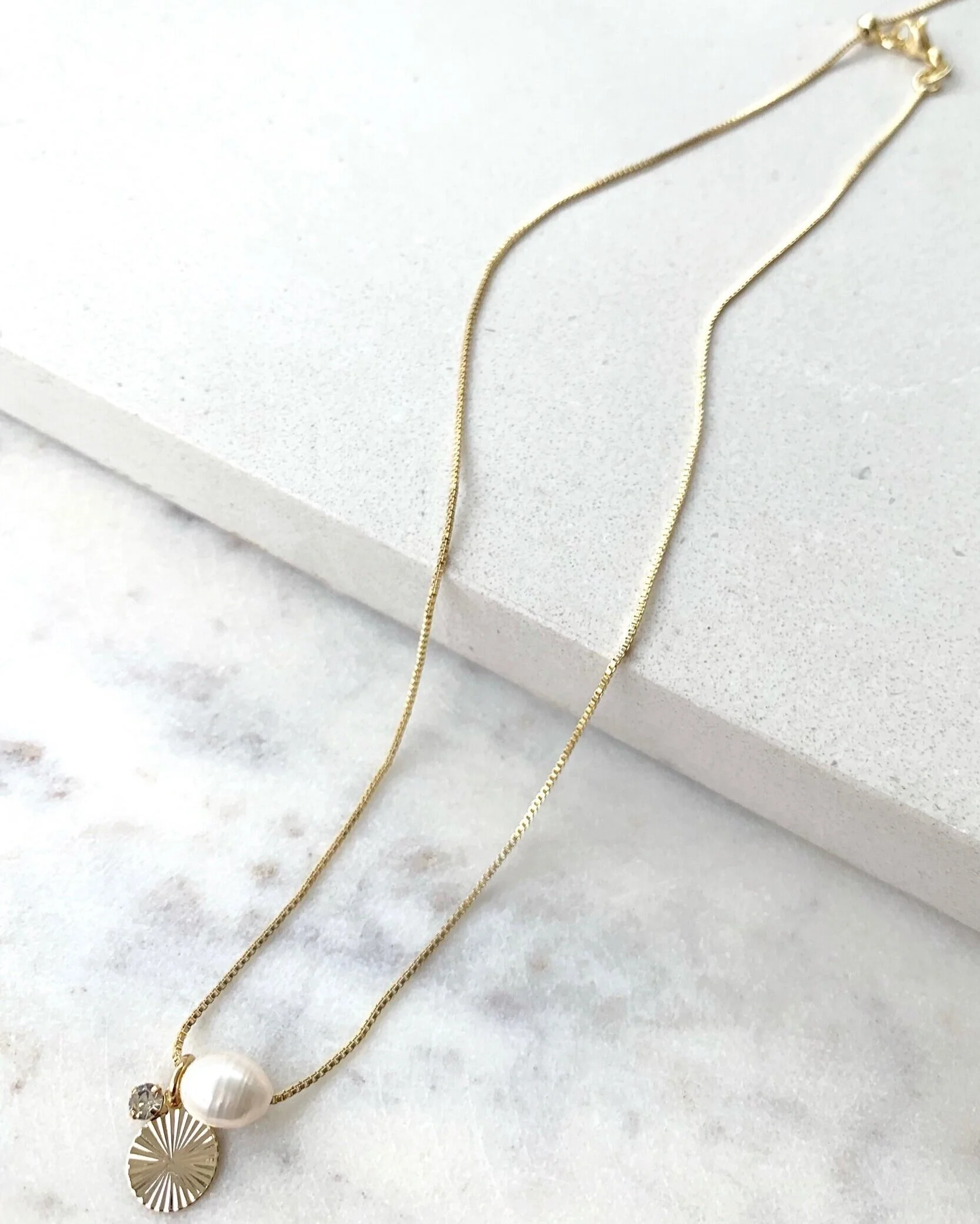 BEAF3EAE-E2EE-4EC5-9F5E-993E05A6BF8A