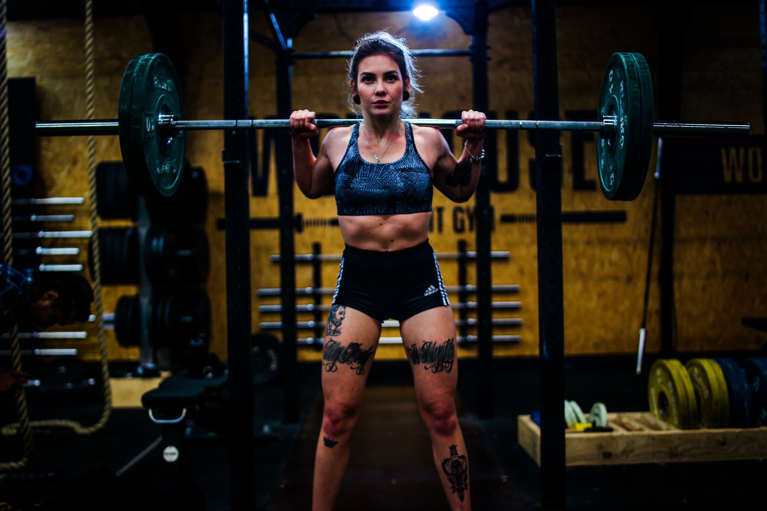 woman barbell.jpg