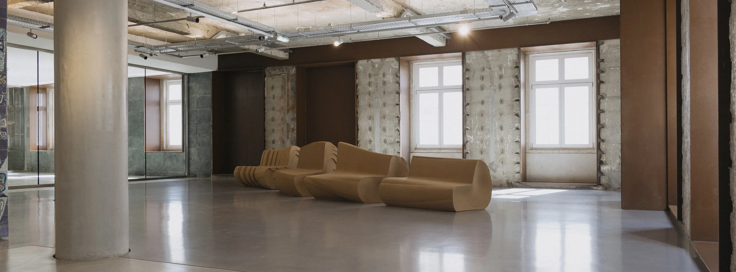 Nini Andrade Silva - Duna Sofa for Mude Museum