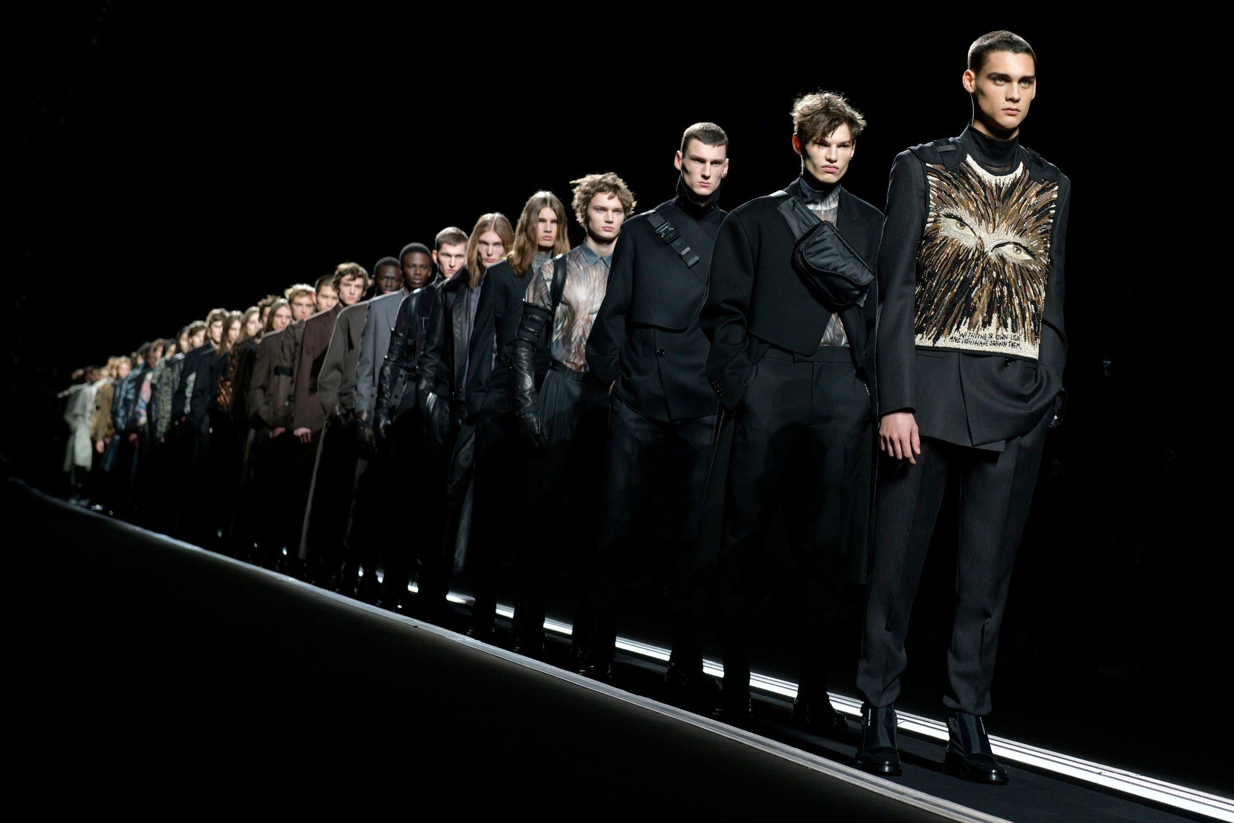 Louis Vuitton Men's Fall 2022 [PHOTOS] – WWD