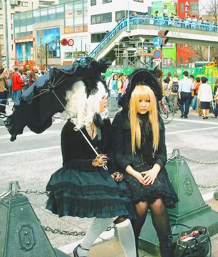 Lolita - A World of Lace