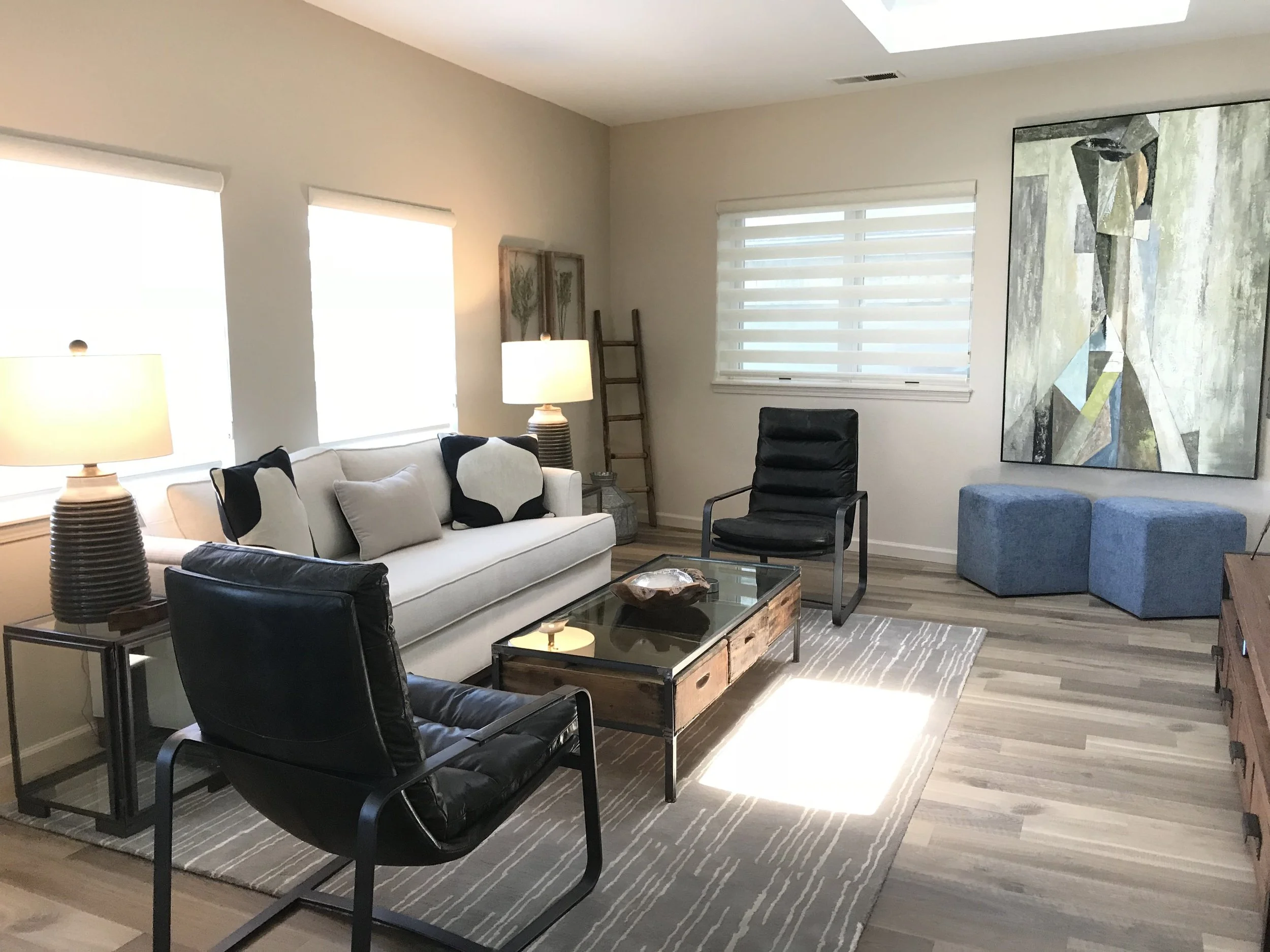 Downtown Suites ONE