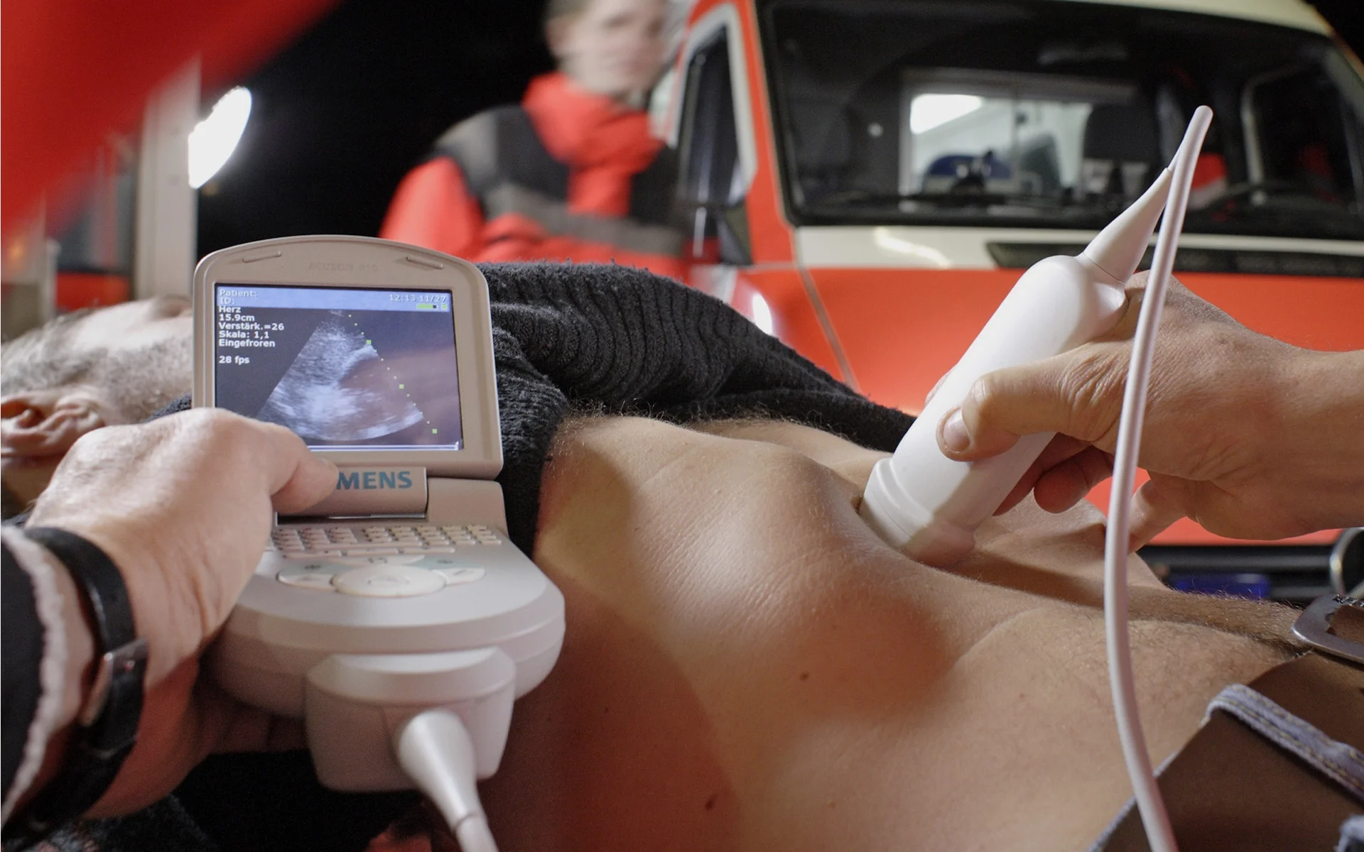 siemens-acuson-p-10-ultrasound-in-the-field.jpg