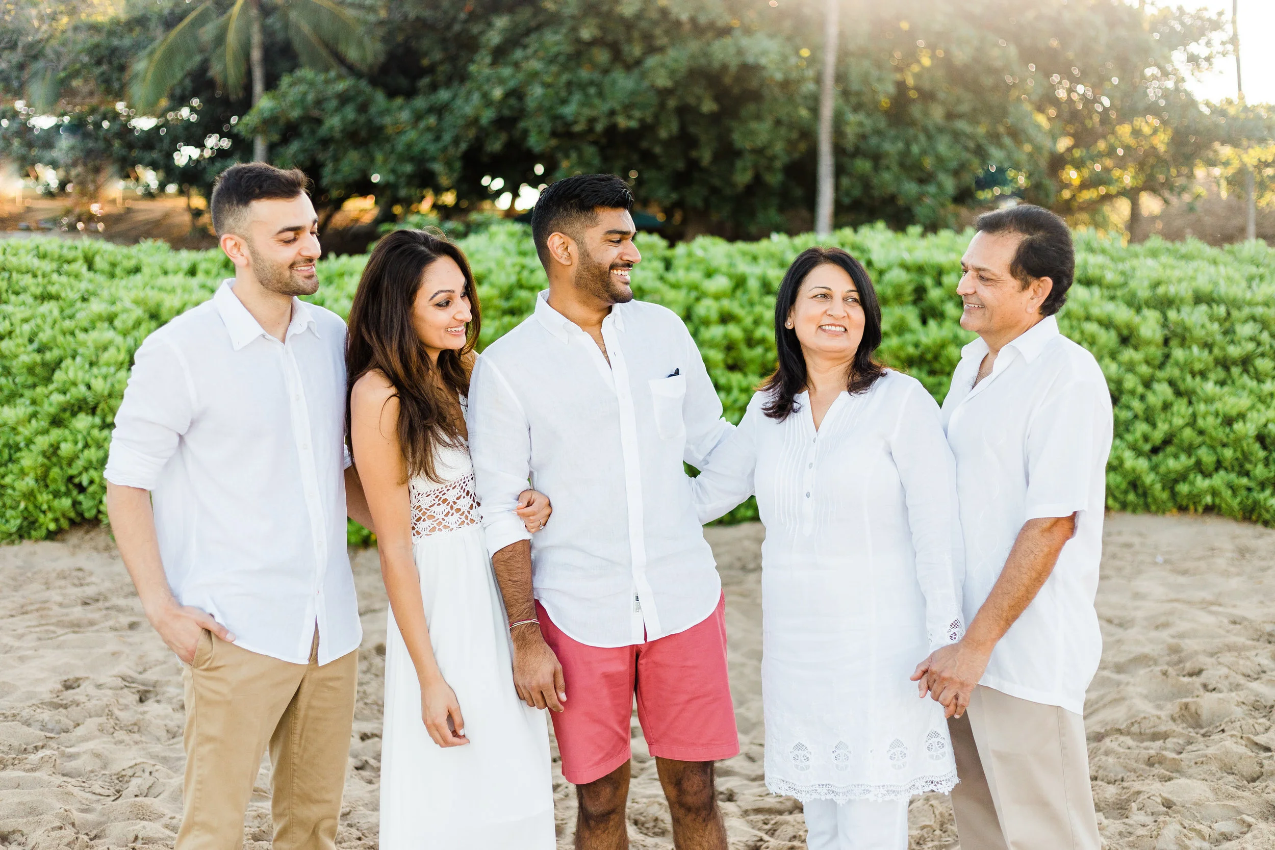 family-extended-sunrise-waikoloa-5.jpg