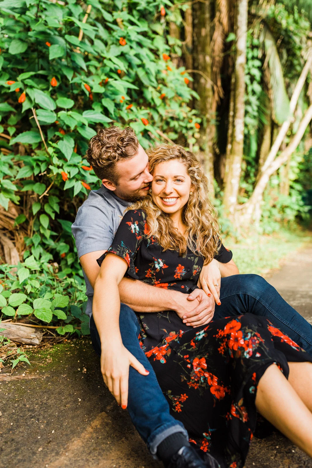 engagements-hilo-happy-couple-big-island-hawaii-17.jpg