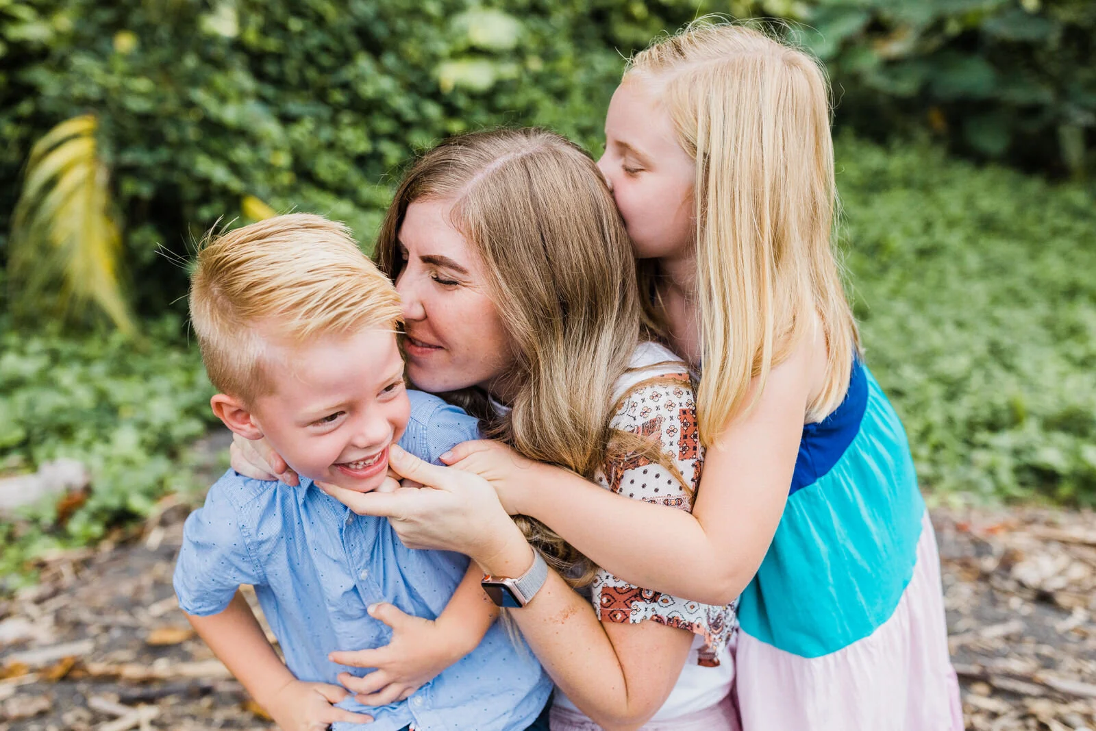 family-christmas-card-holiday-season-mini-session-sunset-8652.jpg