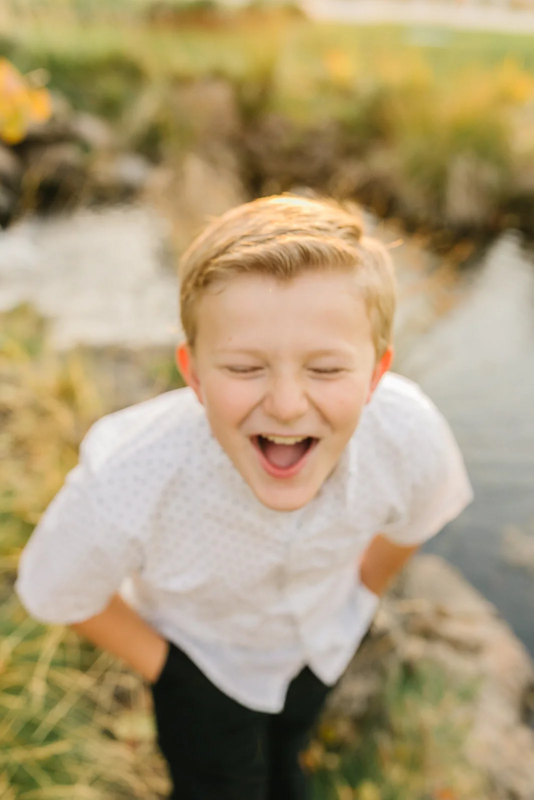 Bend Oregon family photographer- family of four fall pictures