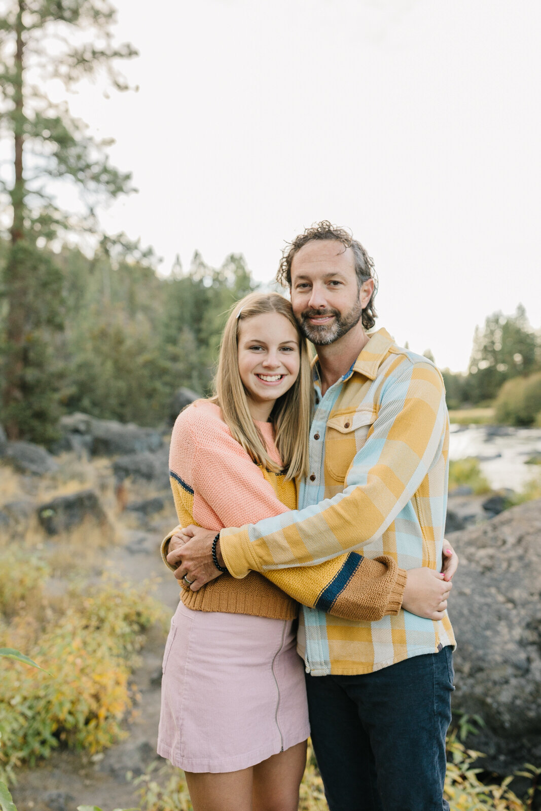 Bend Family Photographer-Sawyer Park- Poses with teenagers