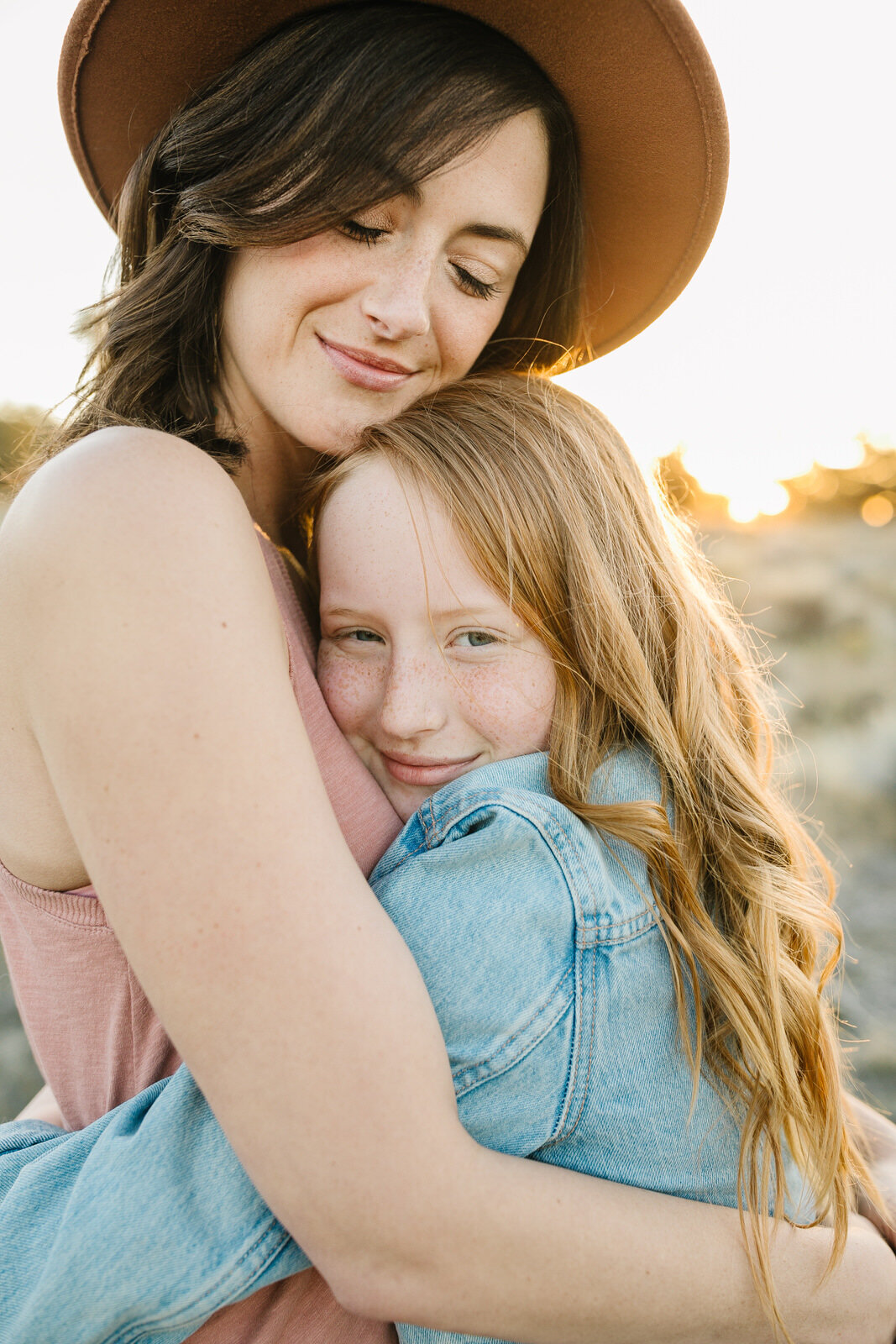 Bend Oregon Photographer-Mommy and me session-Poses with a teenager-3397.jpg