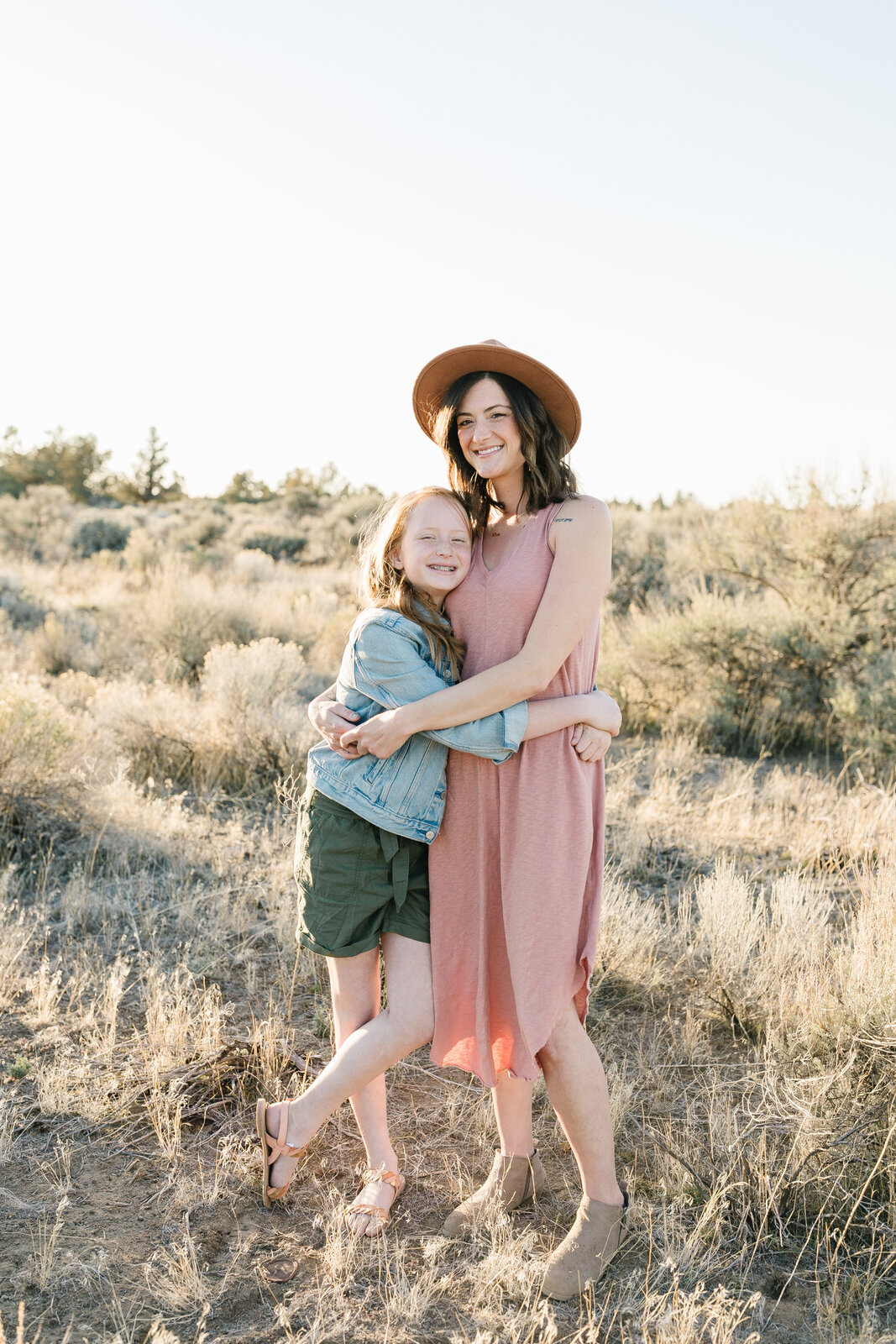 Bend Oregon Photographer-Mommy and me session-Poses with a teenager-3023.jpg