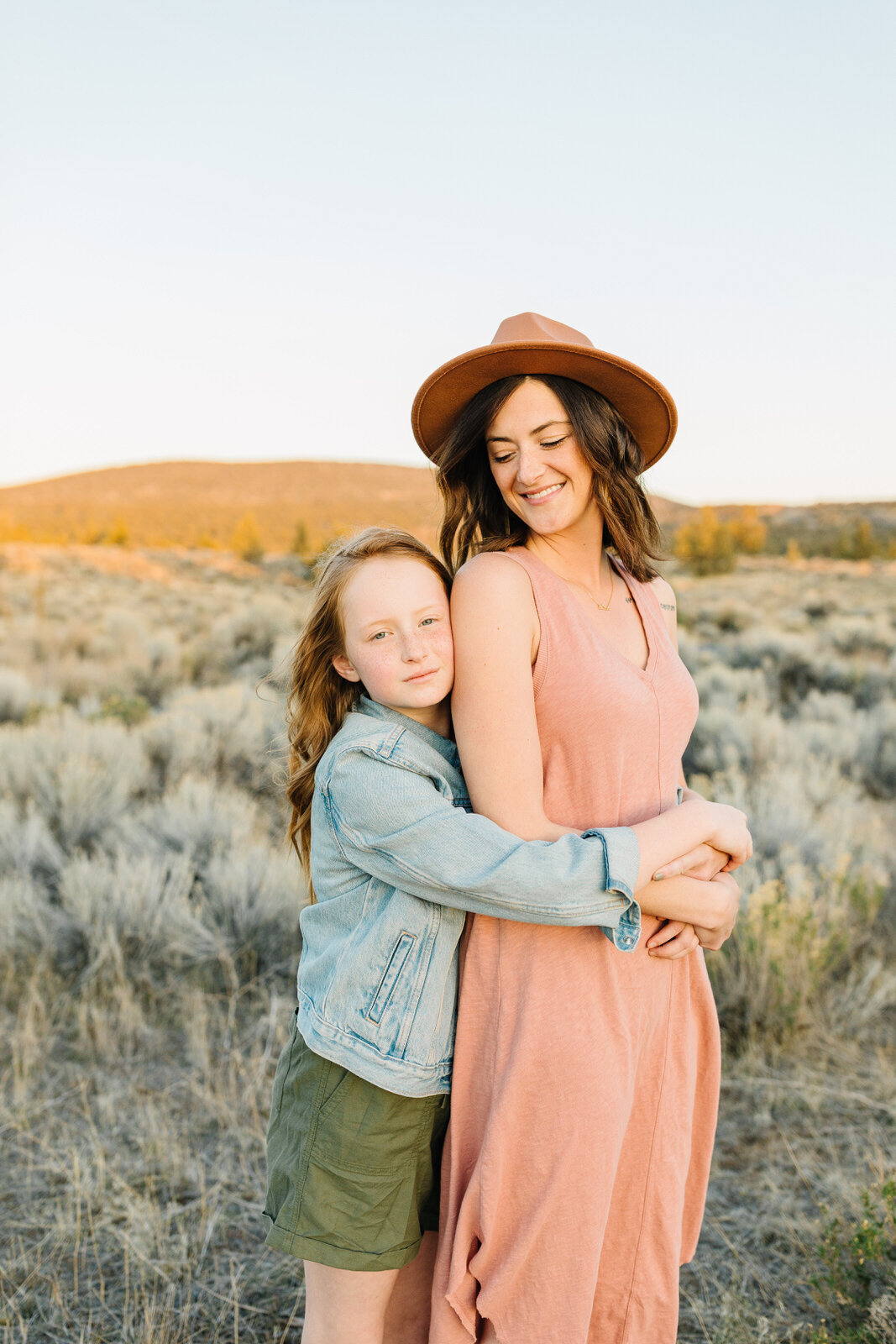 Bend Oregon Photographer-Mommy and me session-Poses with a teenager-3547.jpg