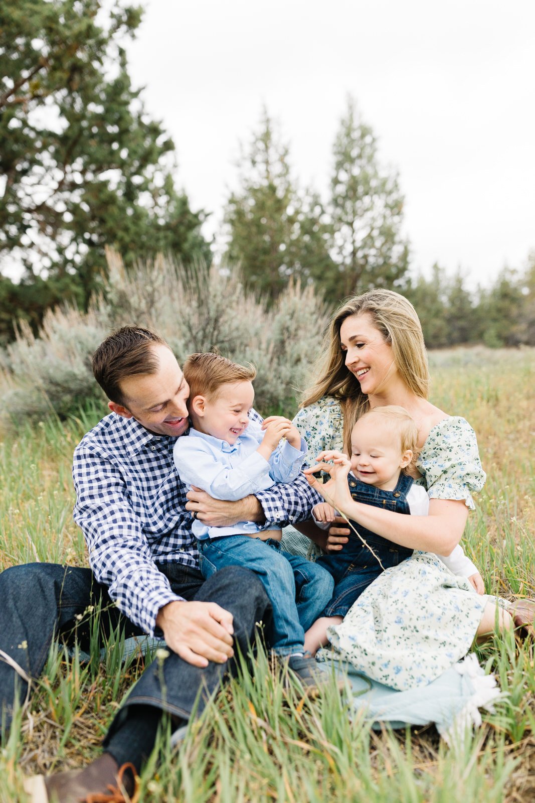 Bend Family Photographer-Bend Oregon Photographer-Family photographers in Bend-3861.jpg