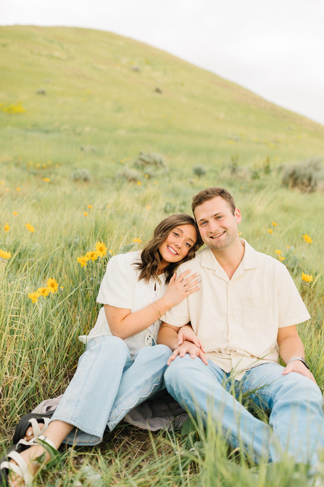 Salt Lake Engagements in the Spring- Couples photographer in Salt Lake- Spring Pictures in Utah- Posing Ideas for Engagement Photos