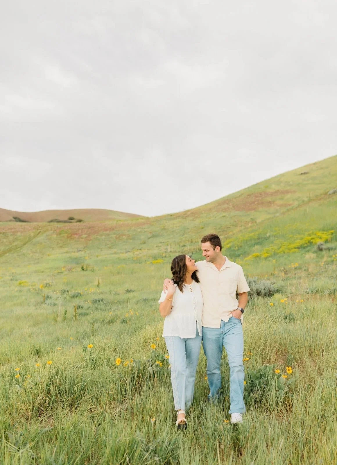 Salt Lake Engagements in the Spring- Couples photographer in Salt Lake- Spring Pictures in Utah- Posing Ideas for Engagement Photos
