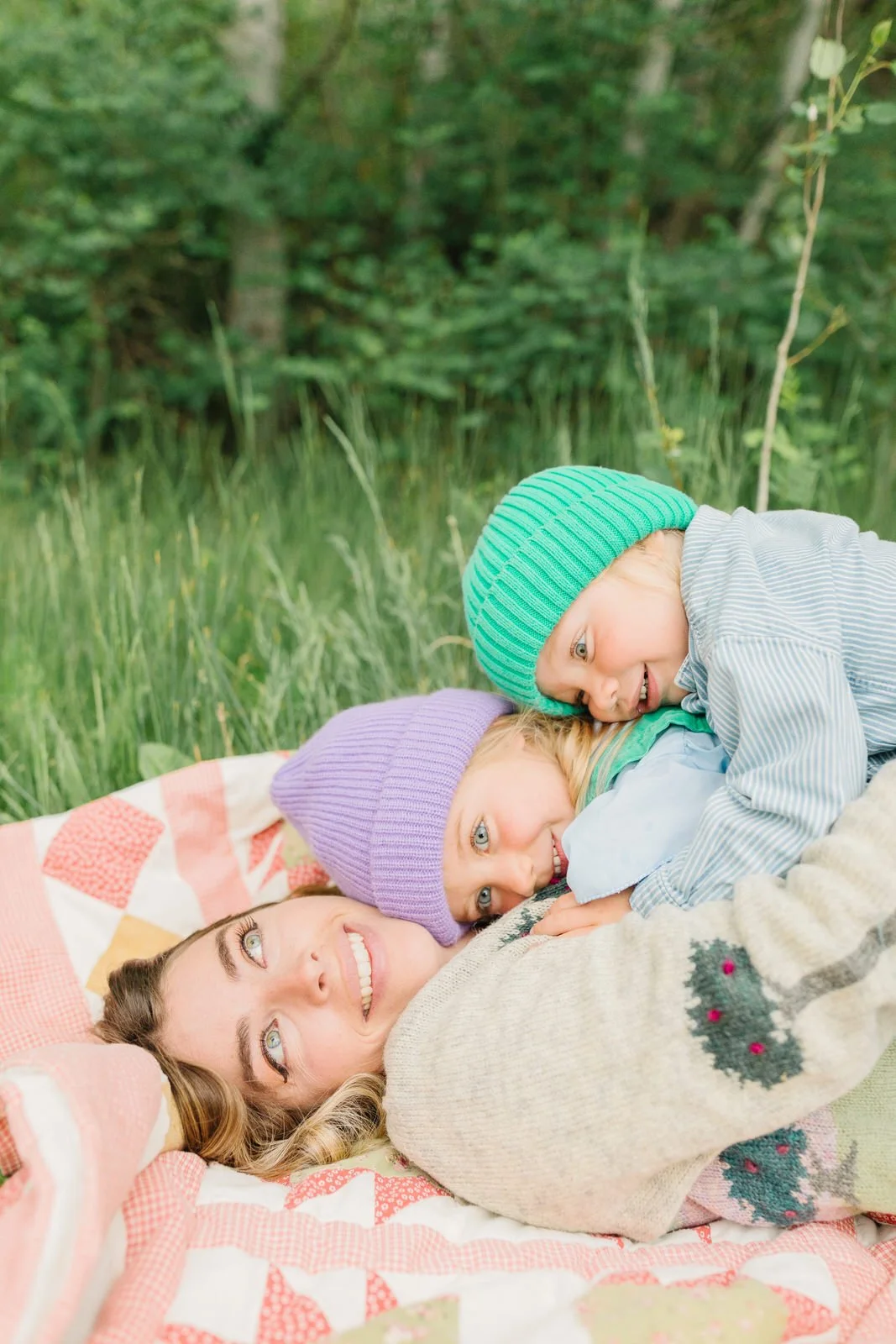 Salt Lake Family Photographer- Eclectic family pictures in Salt Lake City- Colorful Outfit ideas for photoshoots
