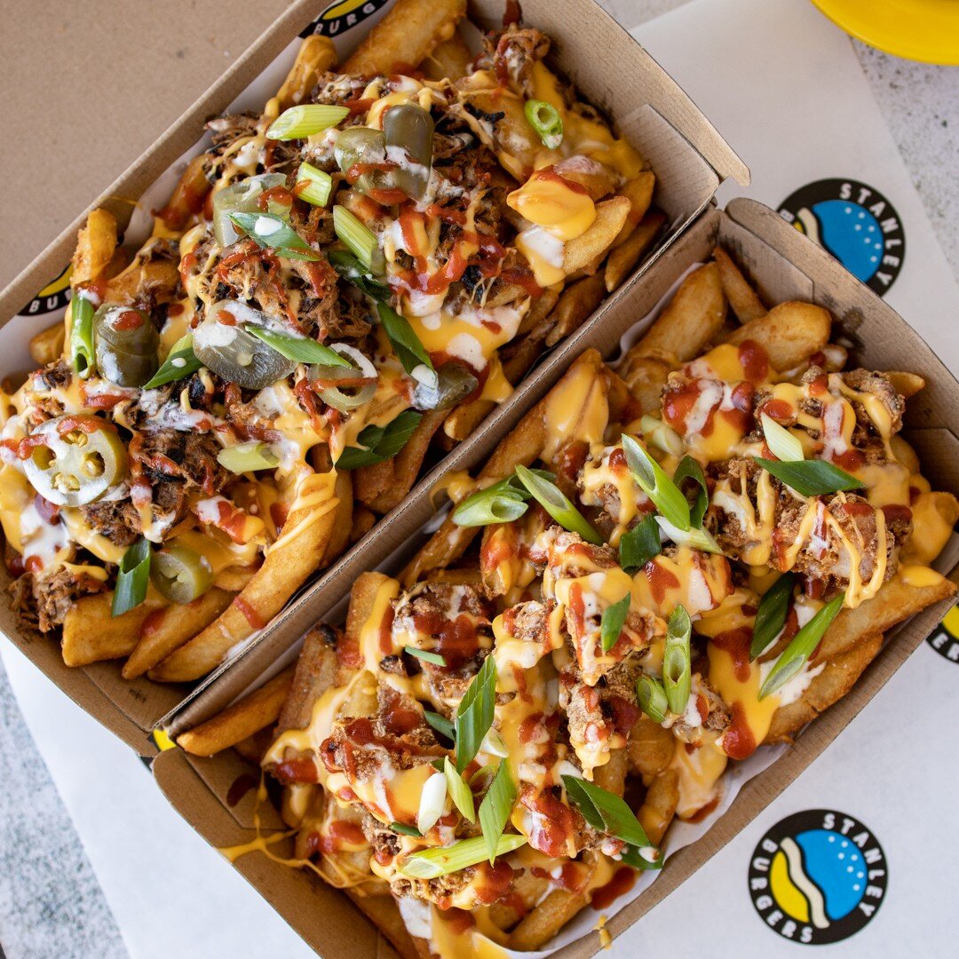 Dinner is sorted tonight from @stanley.burgers .

It doesn't matter if it is raining or cold.
Our loaded fries menus sure will make you feel warm.
Featuring our Loaded on Positano ( Chips, Sriracha Sauce, Cheese sauce, Fried Chicken, Spring onion)