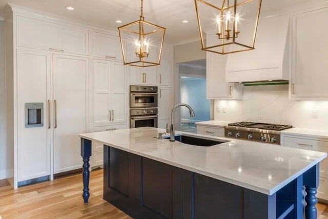 285_s_fairfax_026_kitchen.JPG