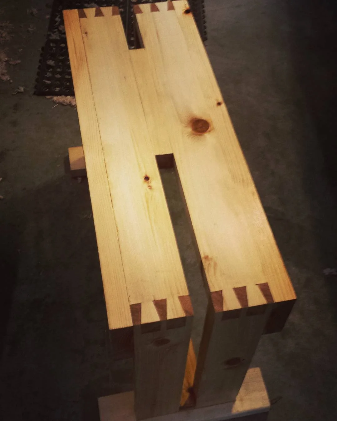 Saw Bench
