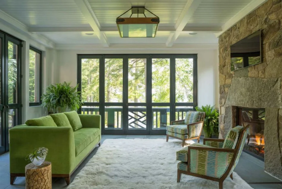 Small Four seasons Room.jpg