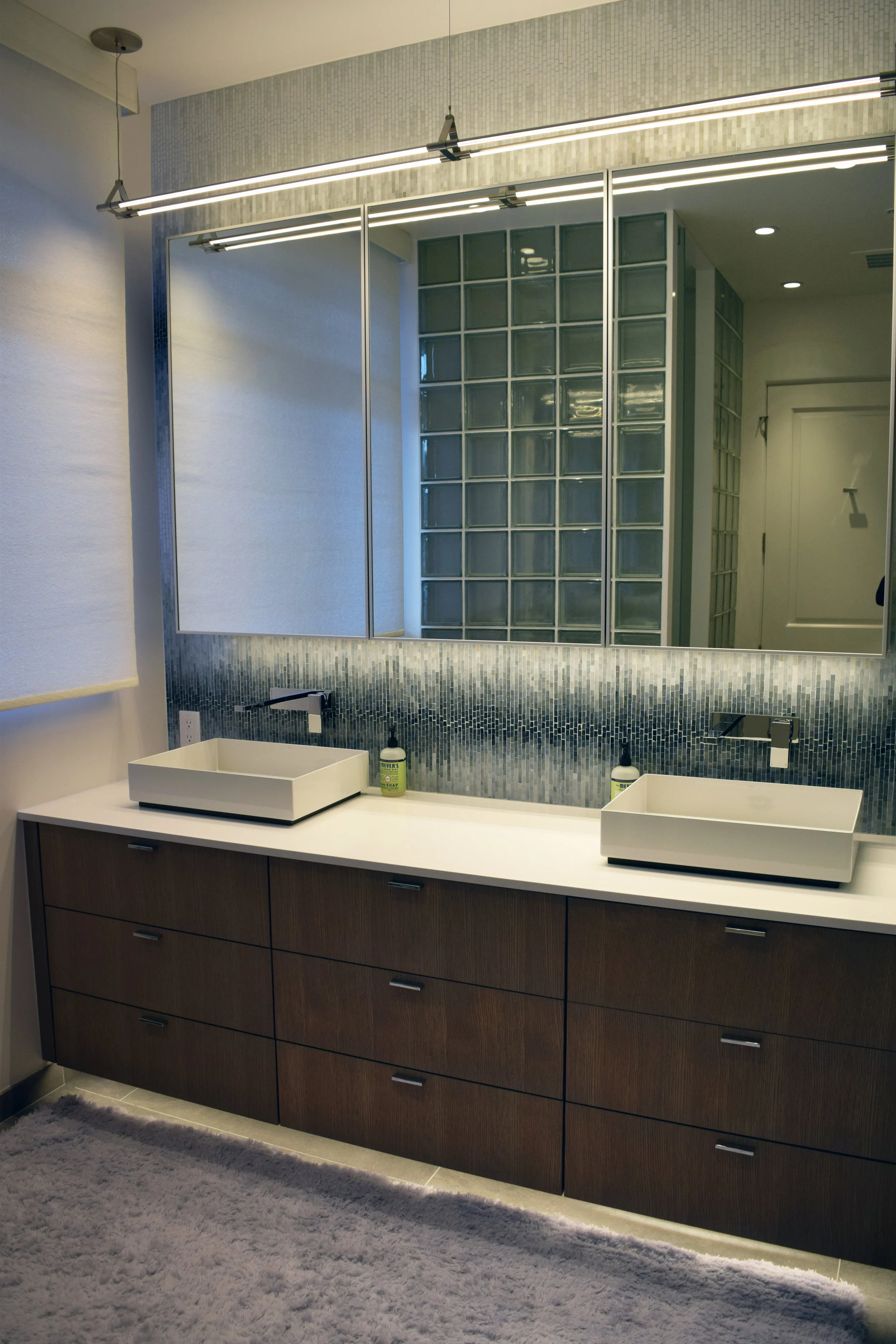 MASTER BATH B.JPG