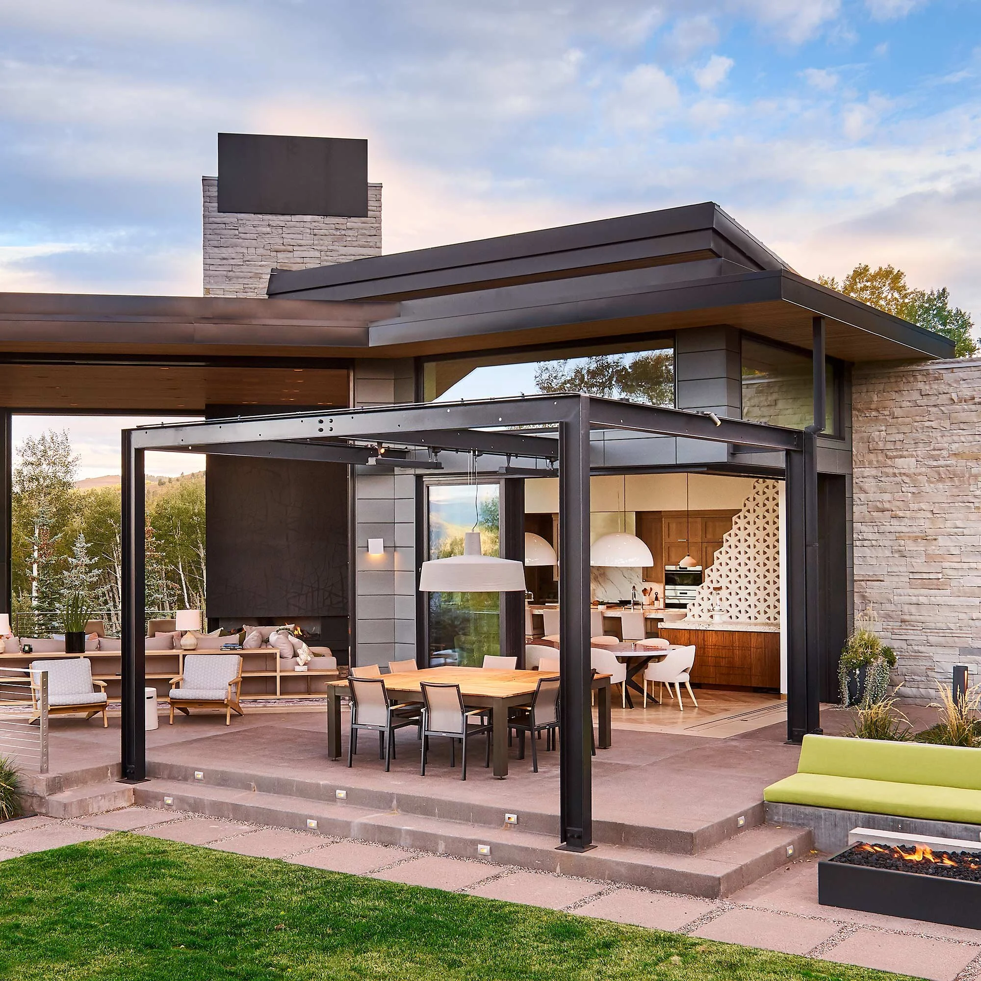 Webb-Beck-Arnold-Avon-09-27-19-Rear-Patio-to-Dining-Detail-Web.jpg