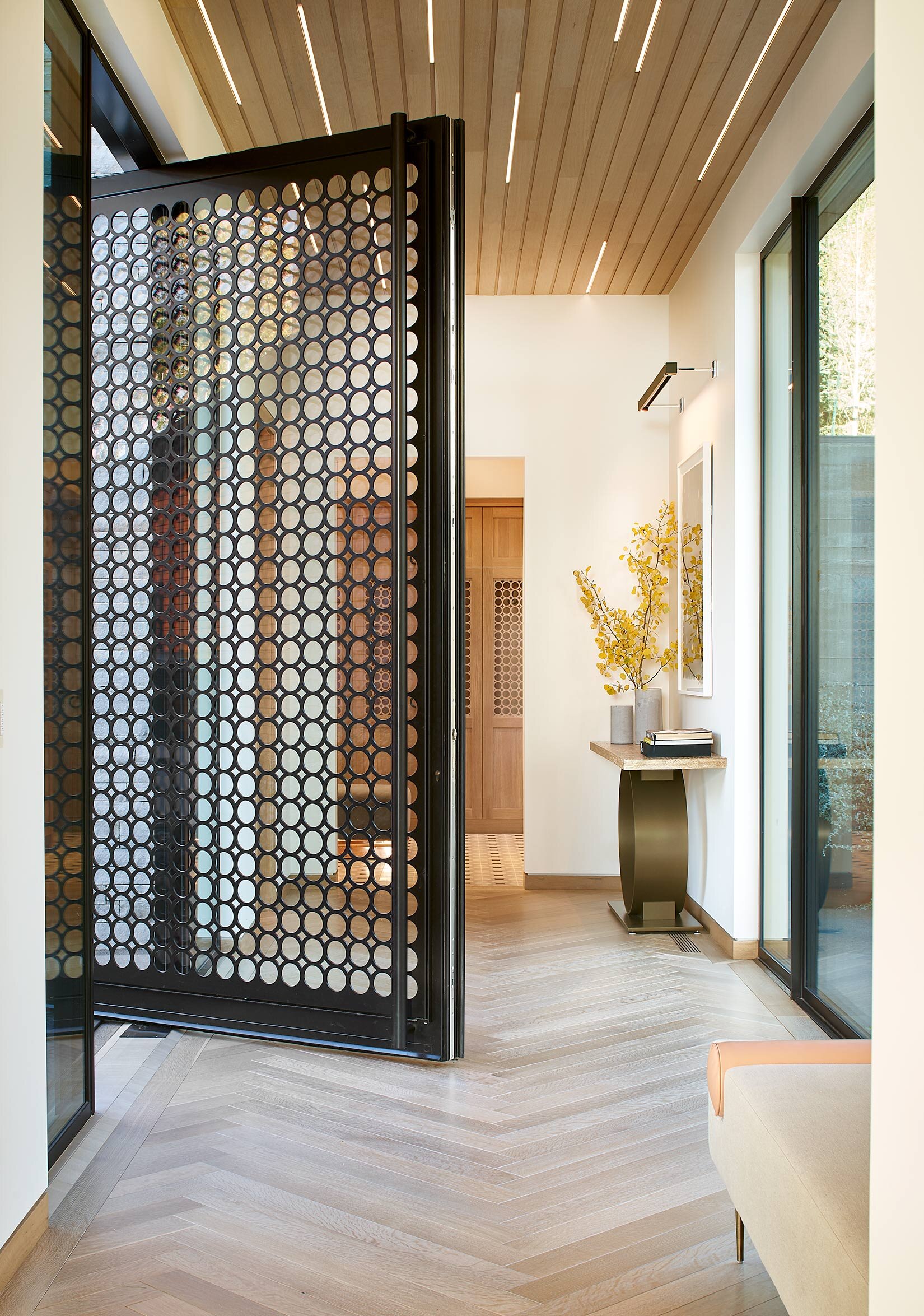 Webb-Beck-Arnold-Avon-09-26-19-Foyer-Door-Open-Web.jpg