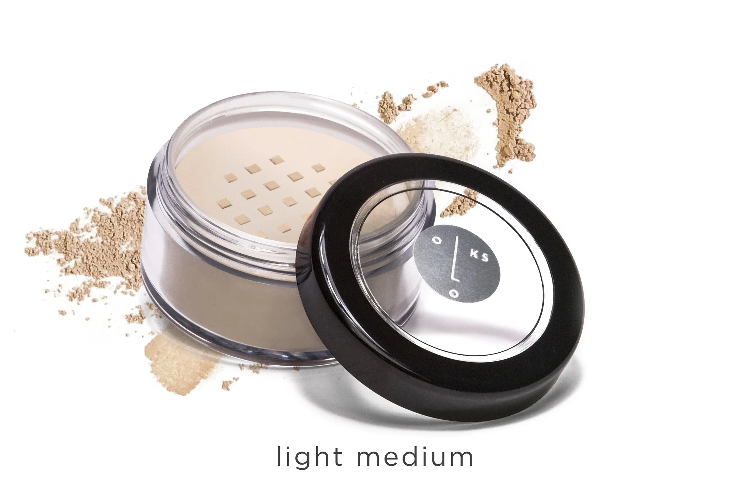 makeup-LOOSE MINERAL POWDER_LIGHT MEDIUM2.jpg