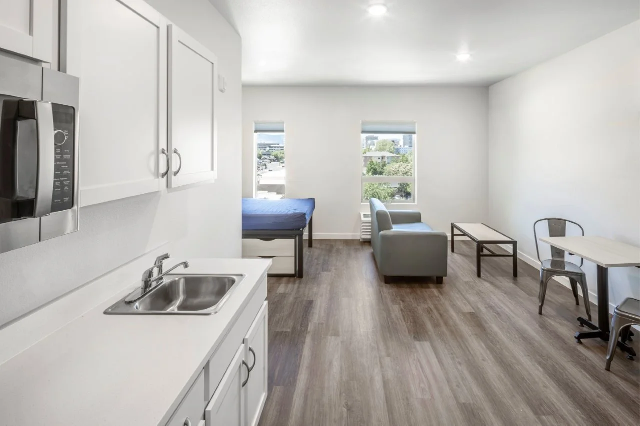 DOW_0692hi res retouched.jpg