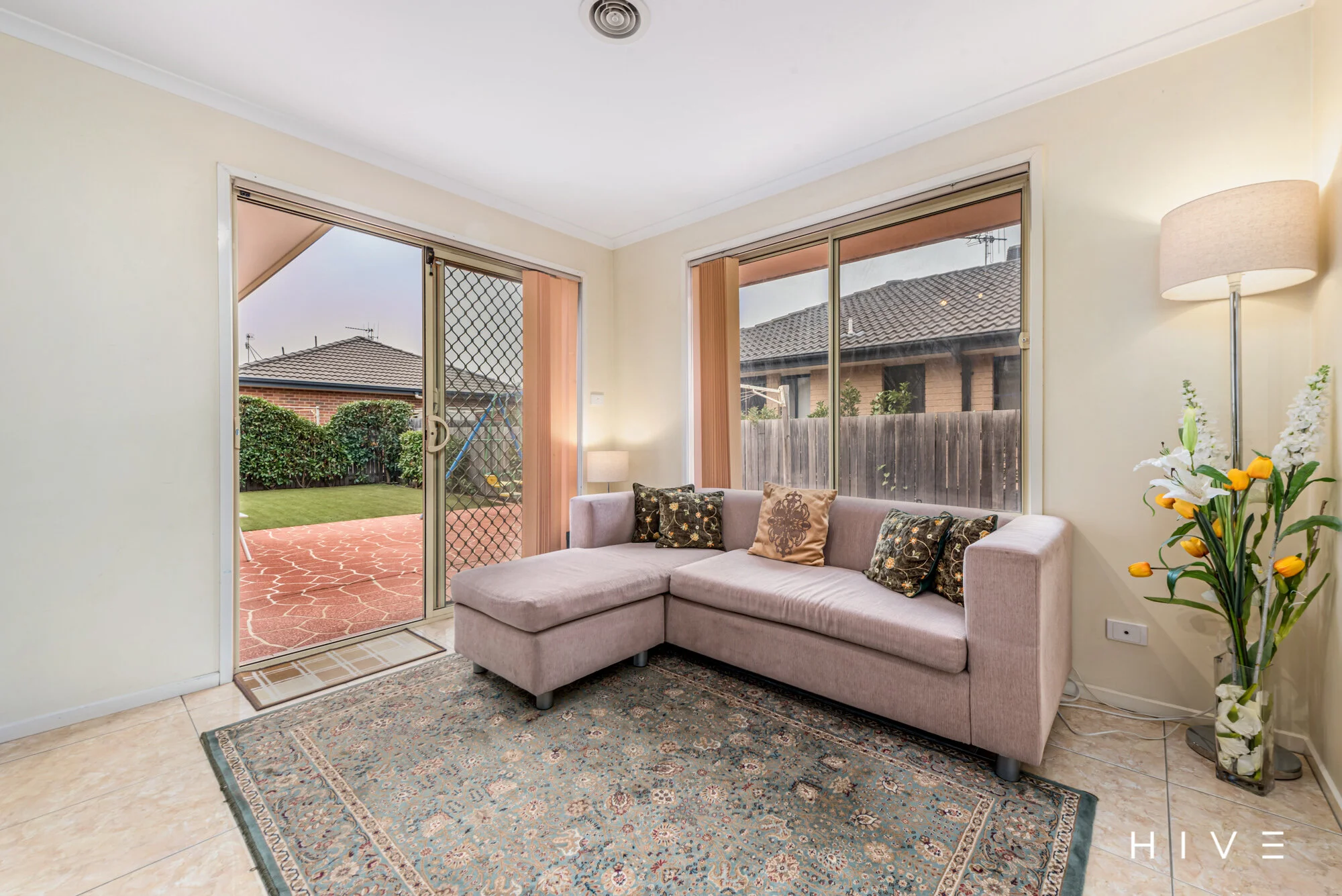 8 Burbie St Harrison - 007.jpg