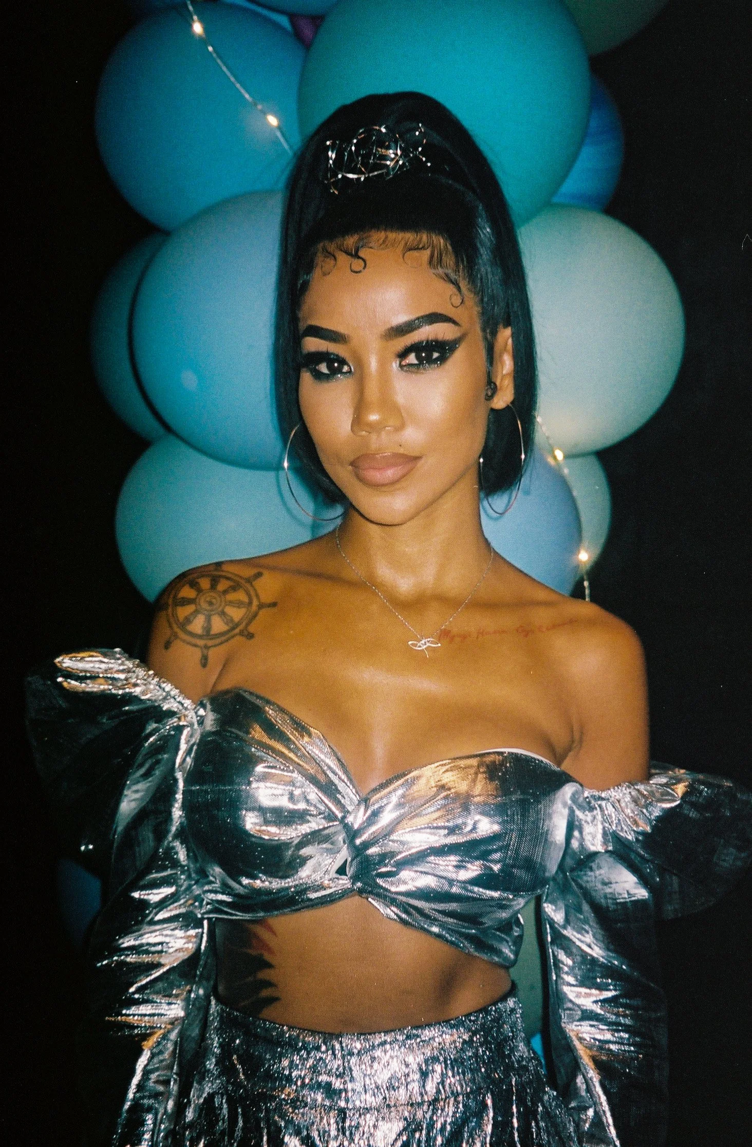  Jhené Aiko 