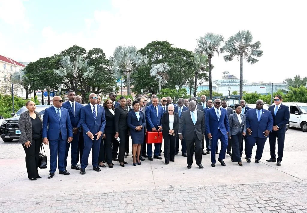 Budget 2025/26: Cocktails and Dreams