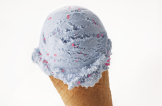 Bubblegum – NEW & IMPROVED Rich and creamy bubblegum flavour dairy ice cream with pink sugar crunch pieces. Made with local milk and clotted cream.